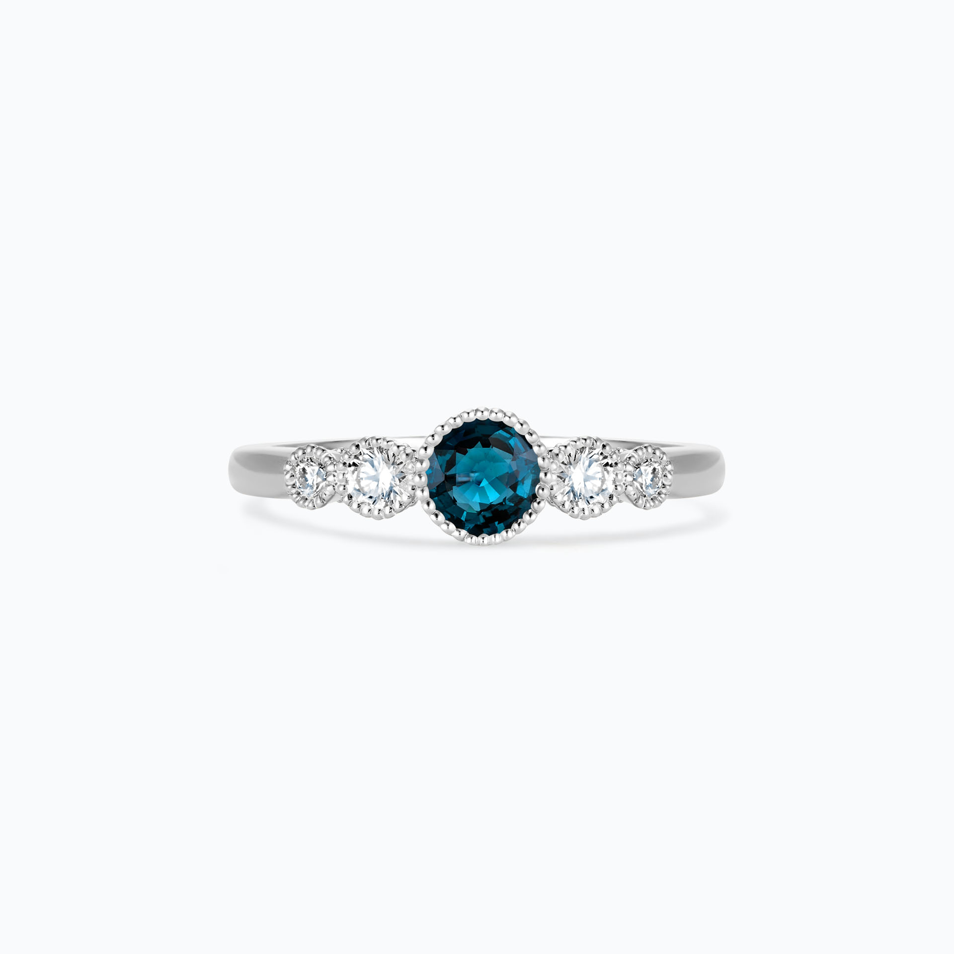 Solitaire Paloma Millegrain Topaze Blue London 4.5 mm