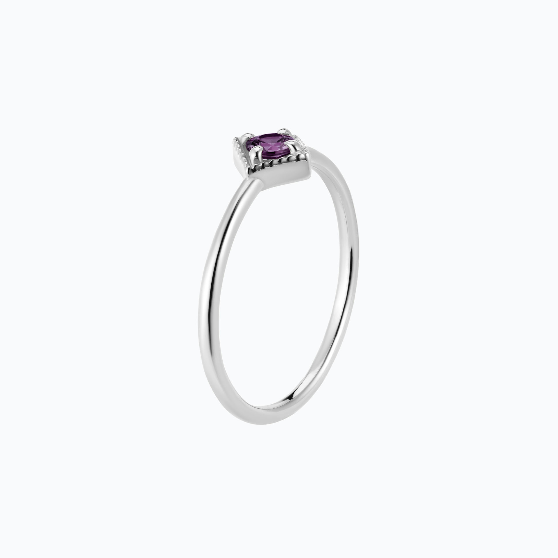 Solitaire Romy Millegrain Saphir Violet 3.5 mm