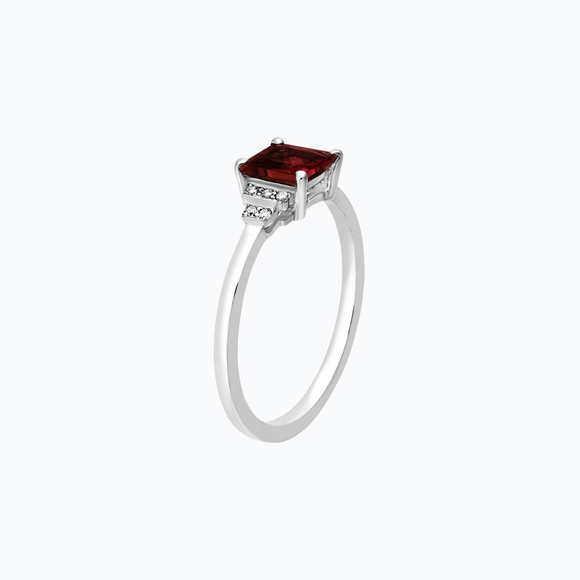 Solitaire Shirley Grenat 5 x 5 mm
