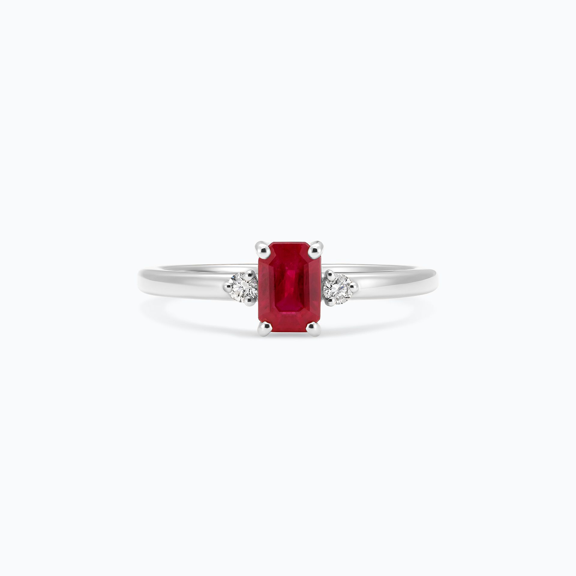 Solitaire Inès Rubis 6 x 4 mm