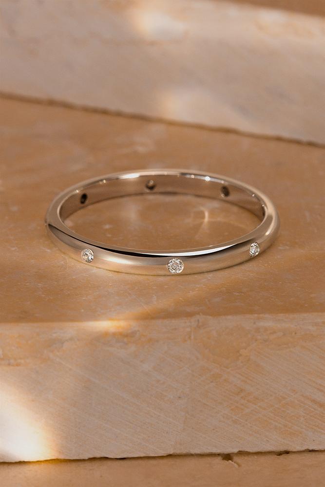 Alliances diamant fines de mariage