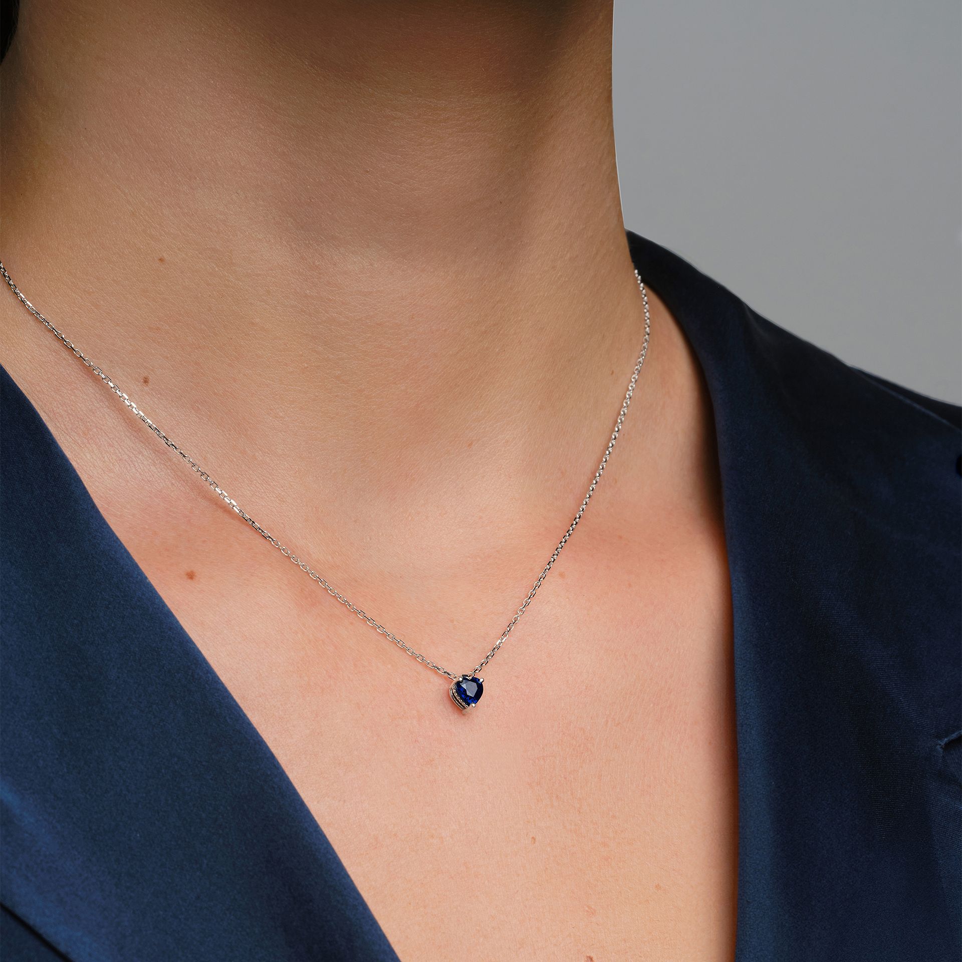 Collier Coeur Saphir 4.5 mm