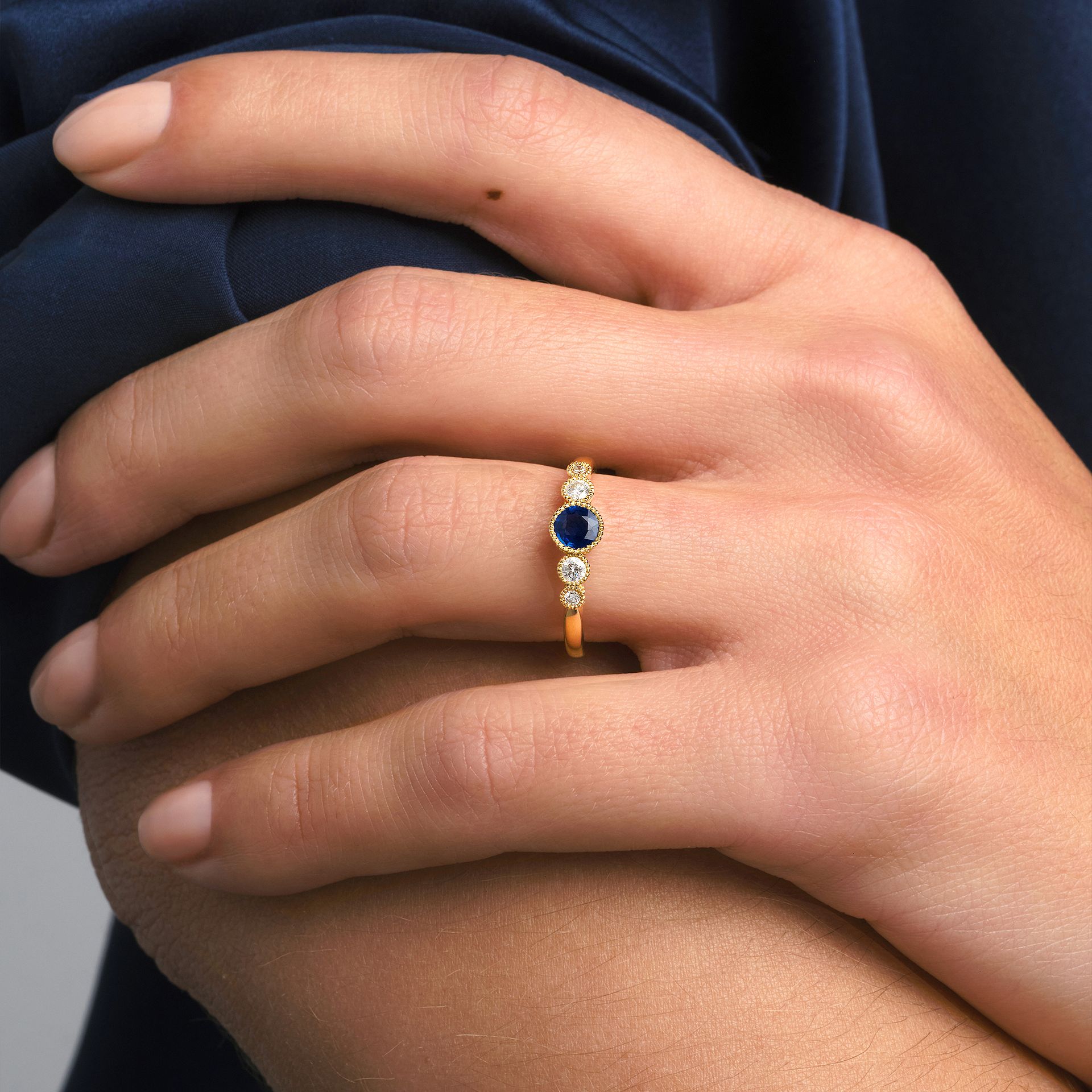 Solitaire Paloma Millegrain Saphir 4.5 mm