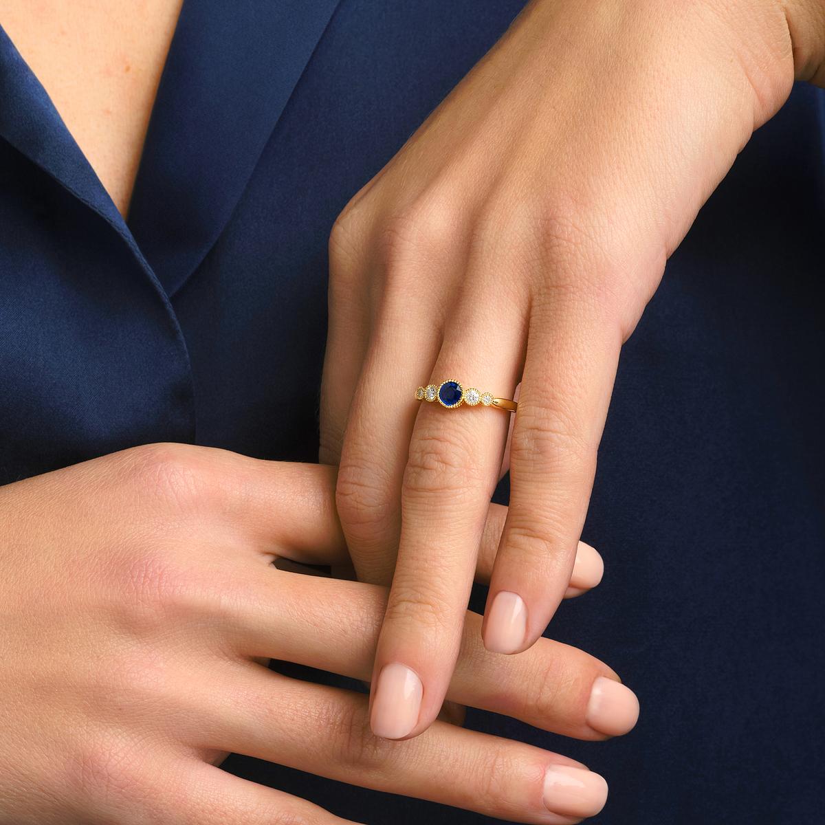 Solitaire Paloma Millegrain Saphir 4.5 mm