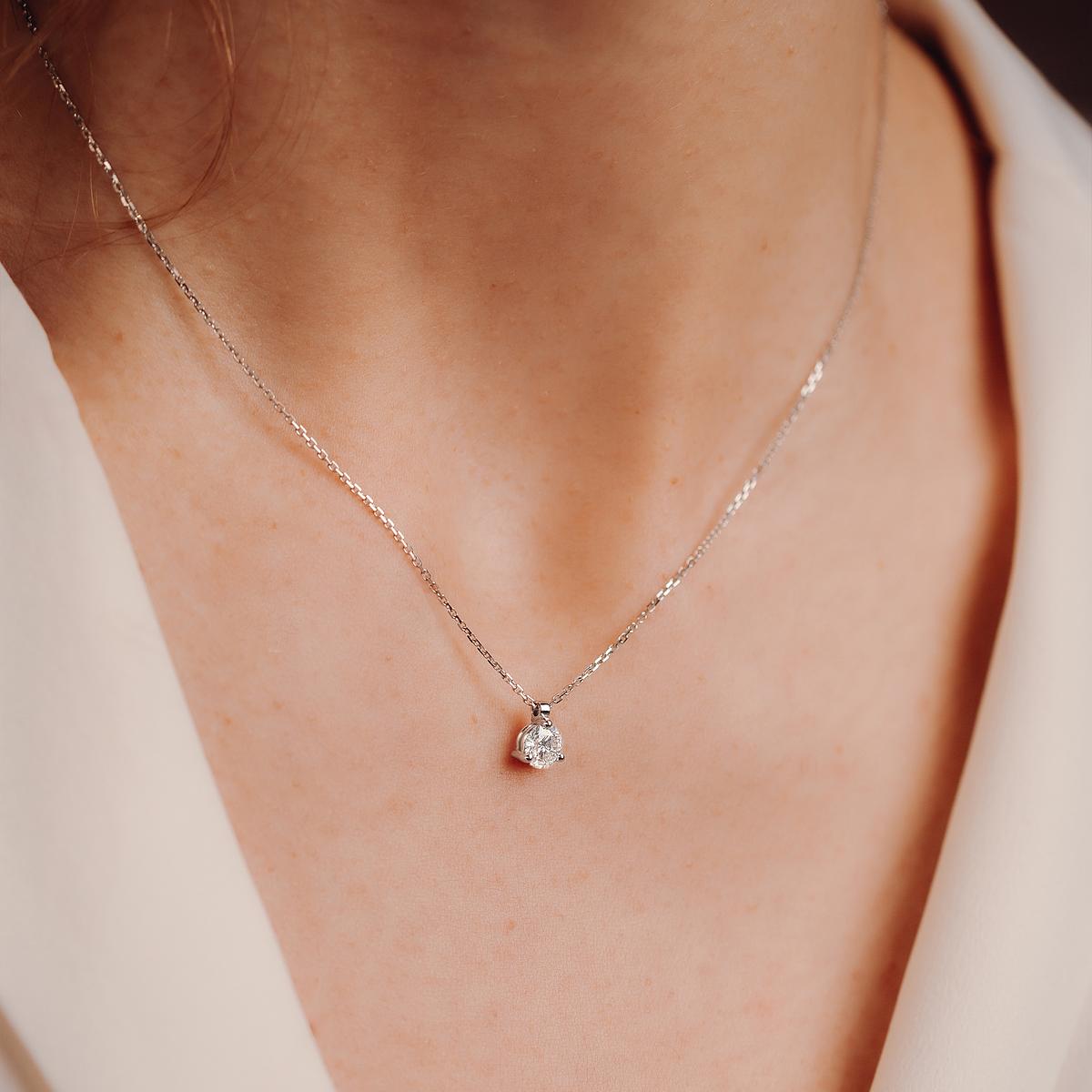Collier Pyramid 0.50 carat