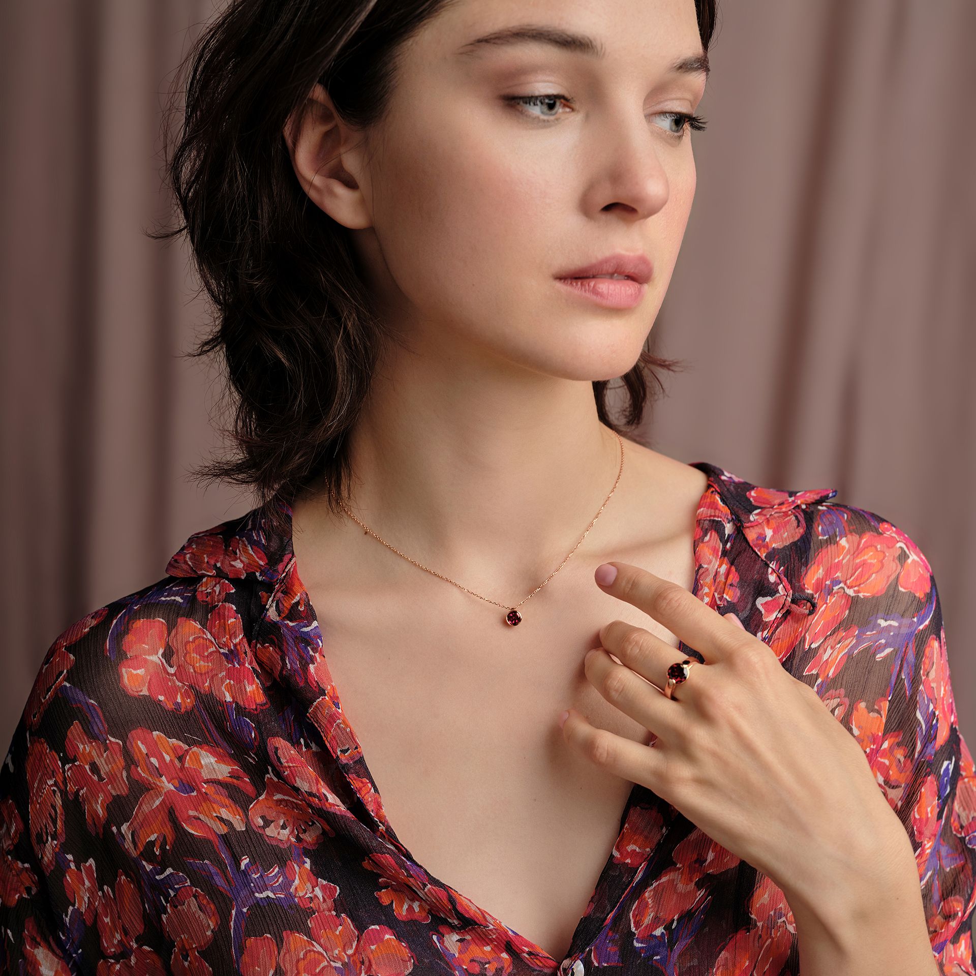 Collier Nymphéa Grenat