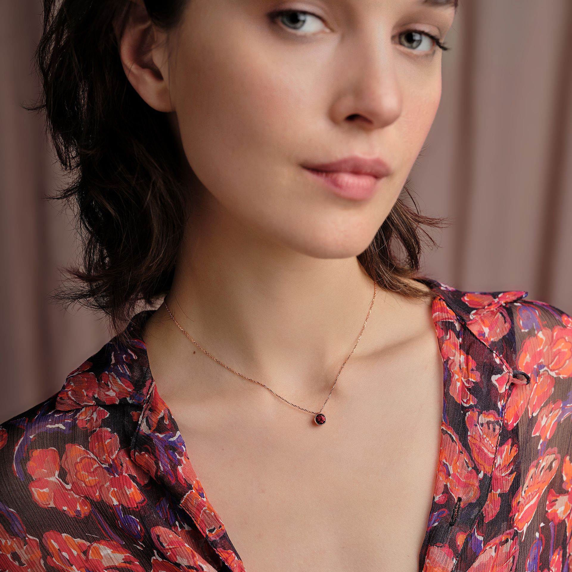 Collier Nymphéa Grenat