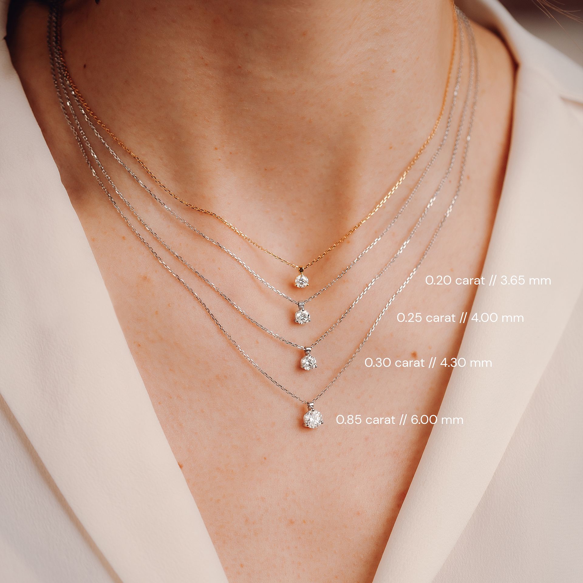 Collier Pyramid Diamant de Synthèse 0.20 carat
