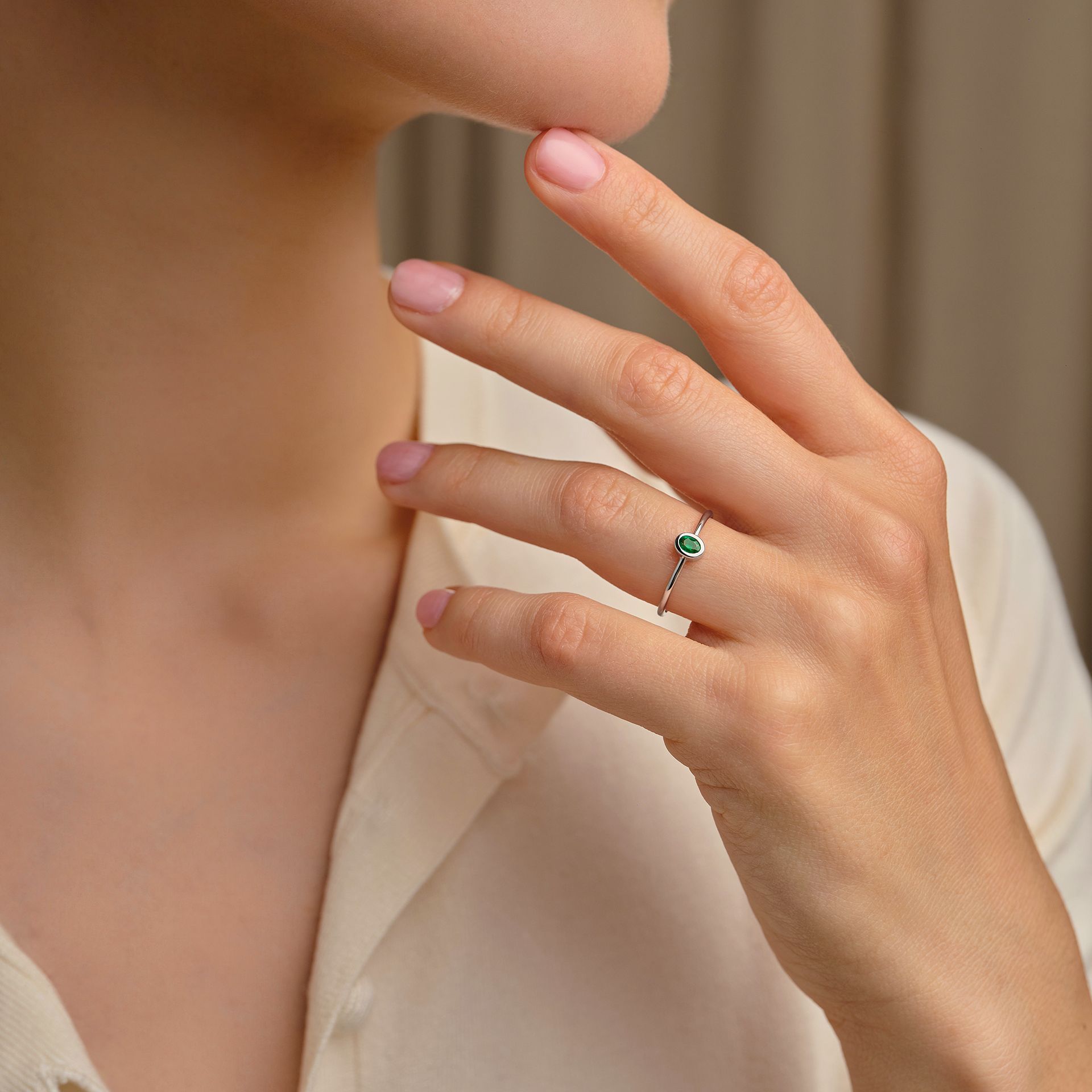 Solitaire Allure Émeraude