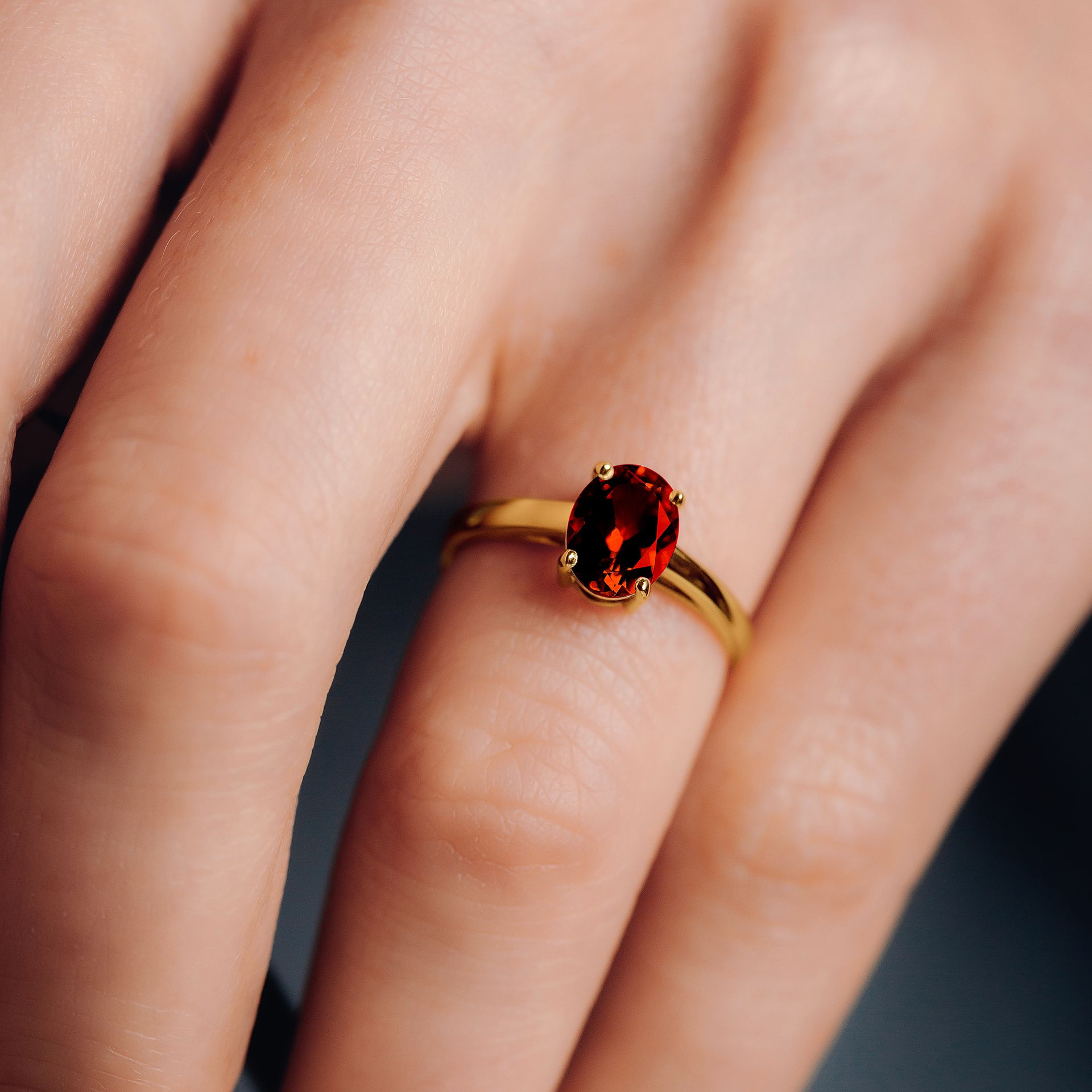 Solitaire Érine Grenat