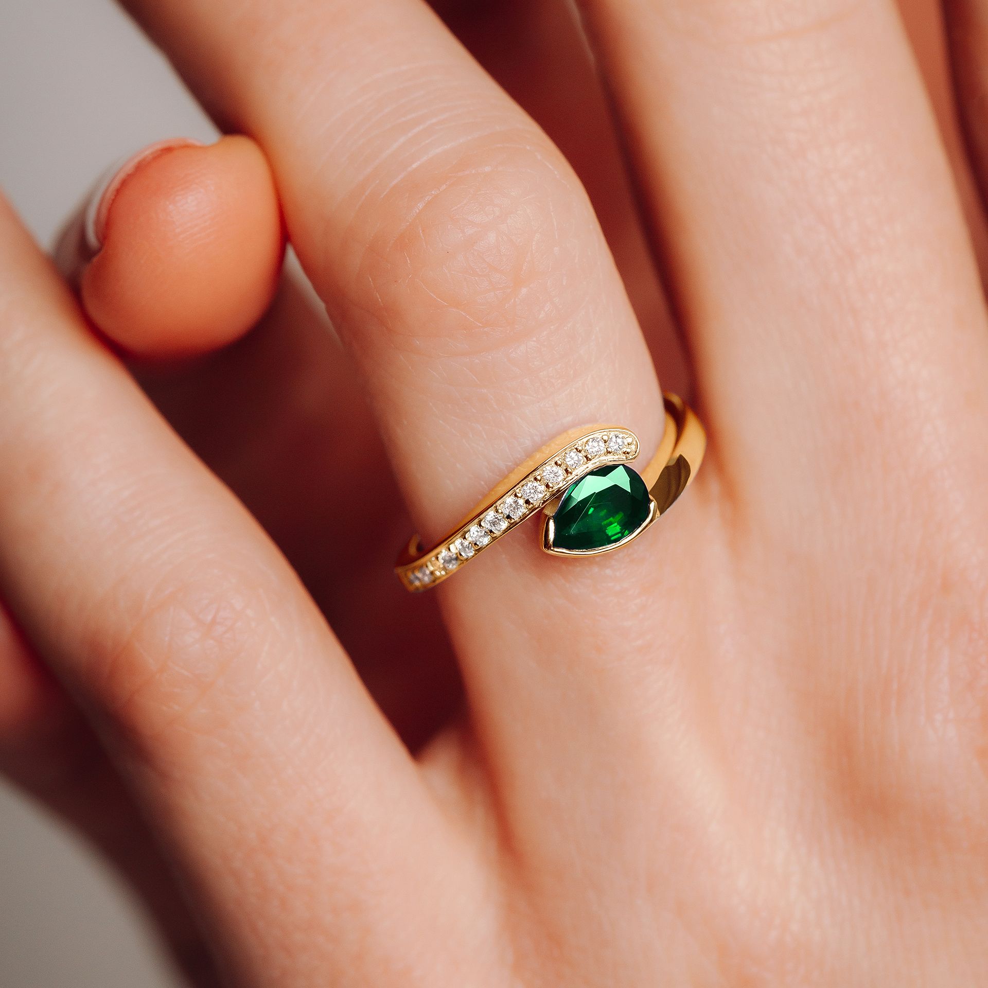 Solitaire Pavé Starlight Tsavorite