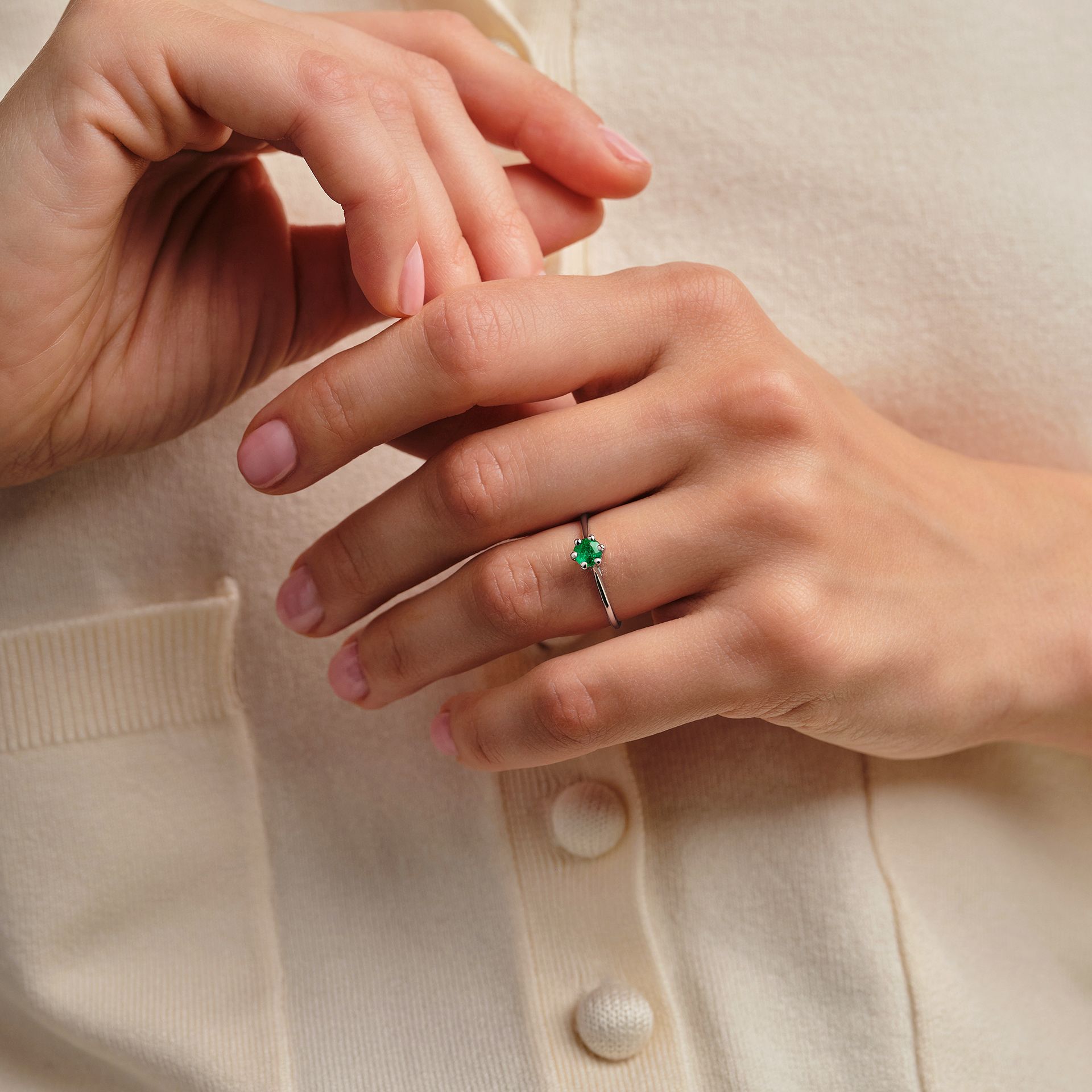 Solitaire Félicia Émeraude 4.5 mm