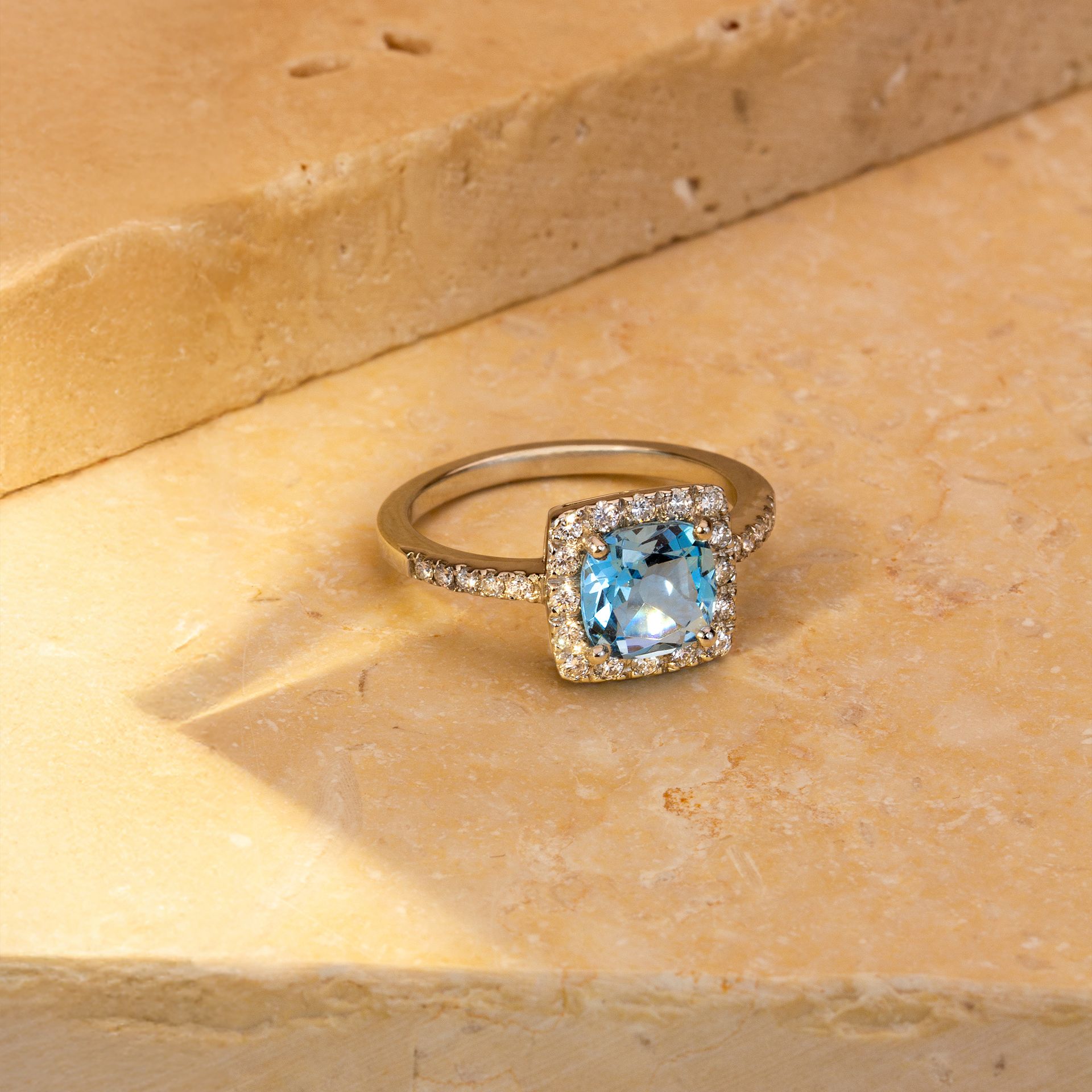 Solitaire Pavé Lys Aigue-marine