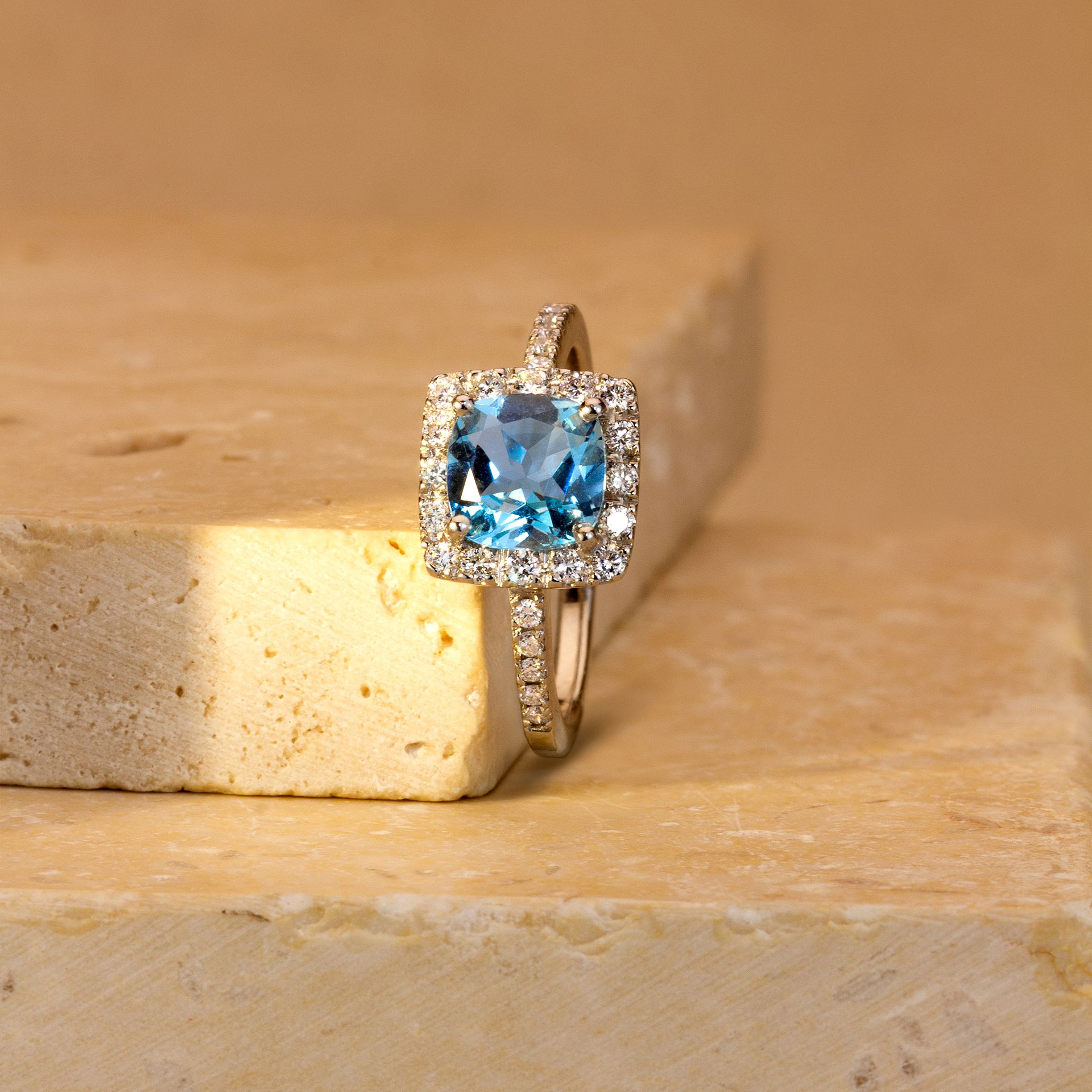 Solitaire Pavé Lys Aigue-marine