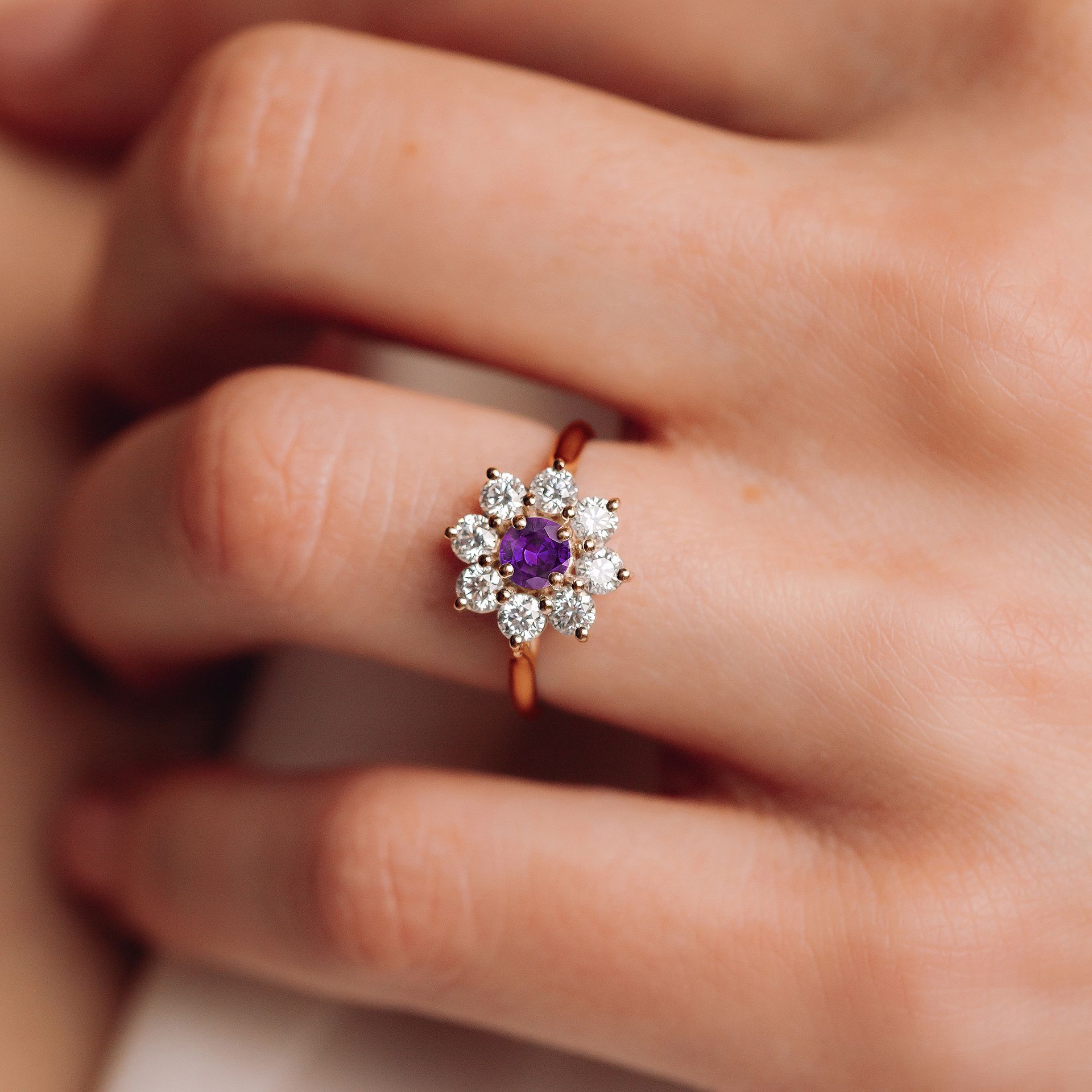 Solitaire Marguerite Étoilée Améthyste 4.5 mm