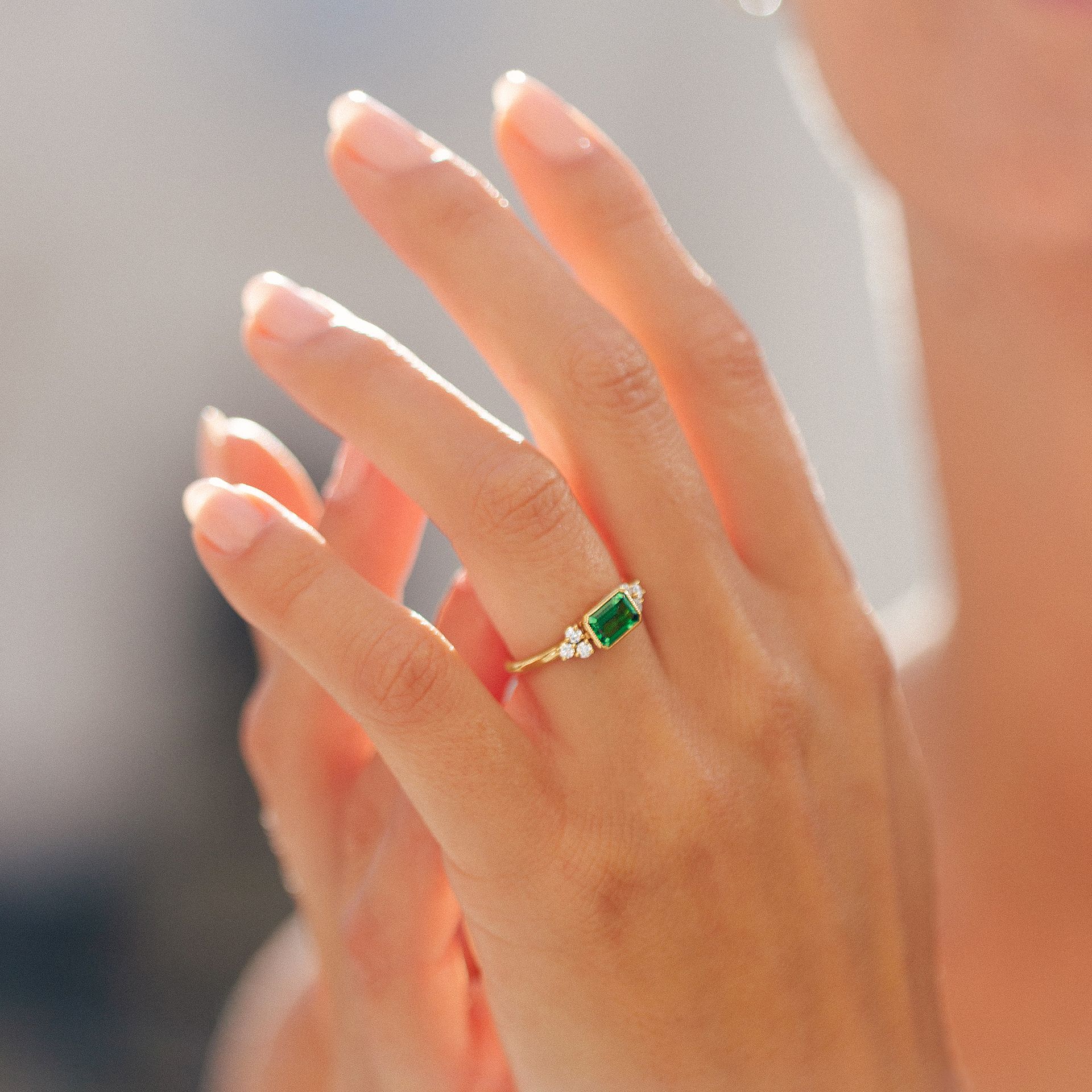 Solitaire Louise Tsavorite