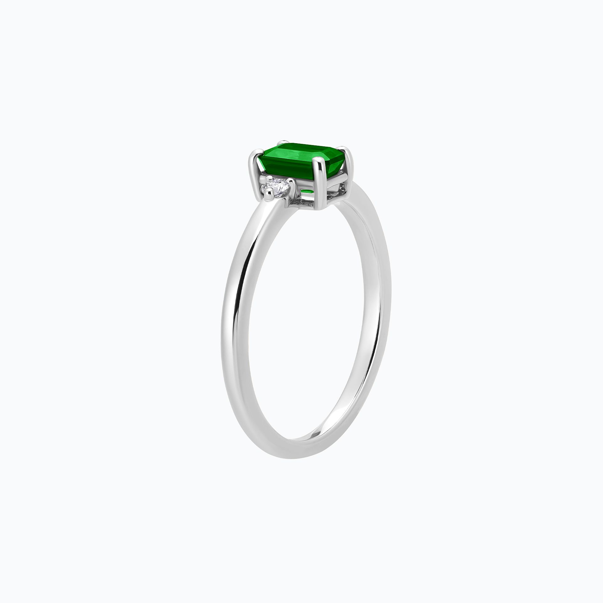 Solitaire Inès Tsavorite 6 x 4 mm