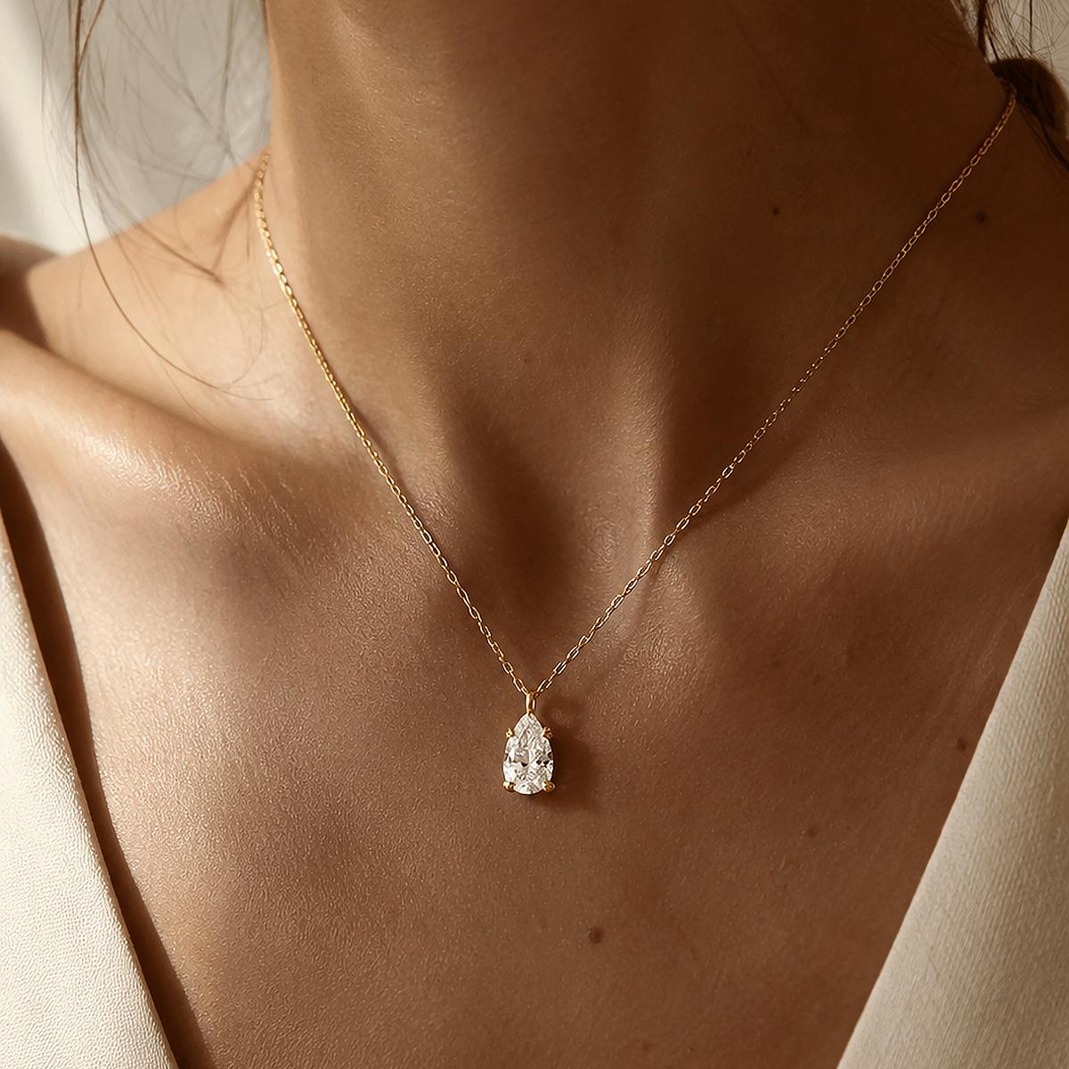 Collier Camélia Diamant de Synthèse