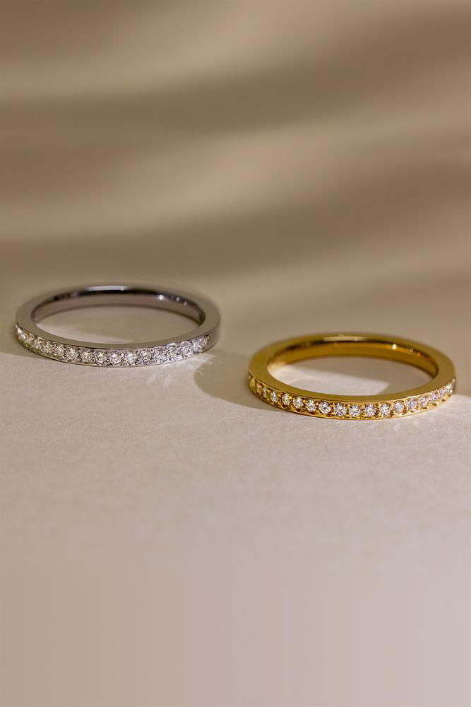 Alliances diamant intemporelles de mariage