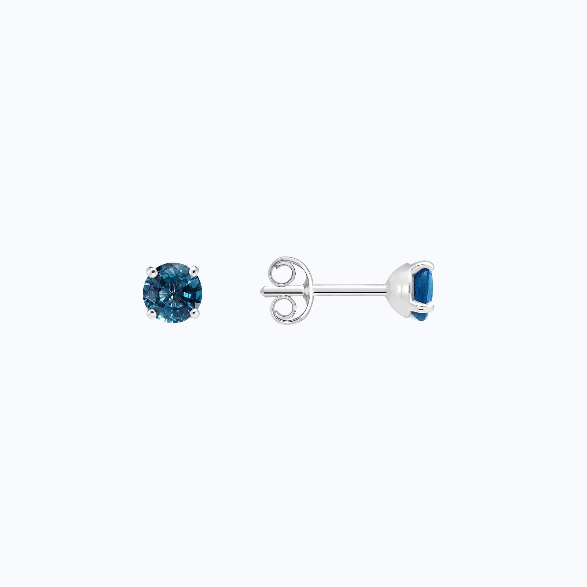 Boucles Alva Topaze Blue London 4.5 mm