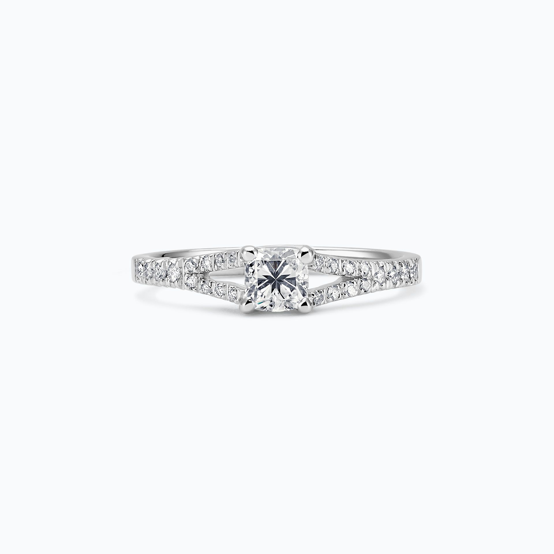 Solitaire Pavé Iris