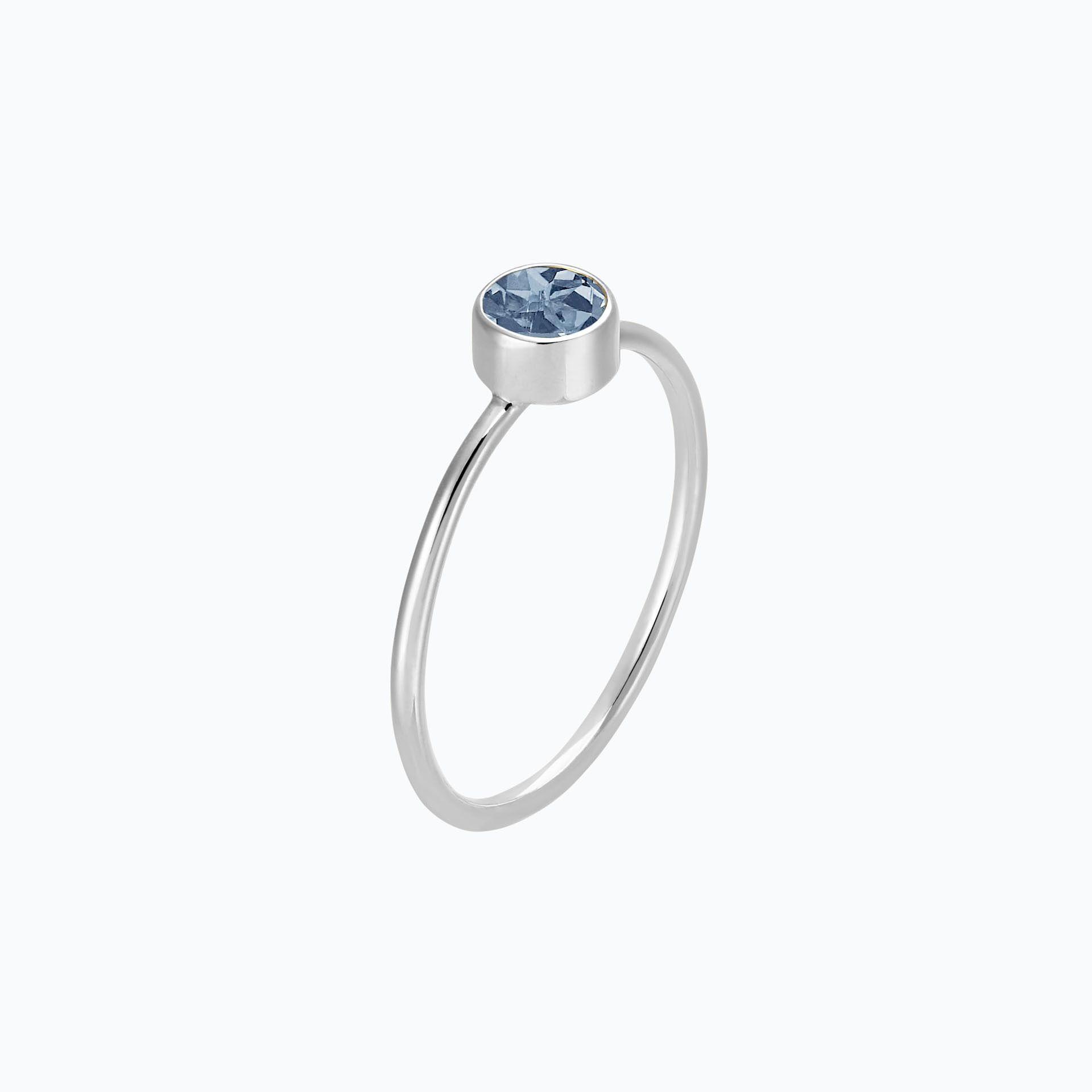 Solitaire Harmony Saphir Bleu Tendre 4.5 mm
