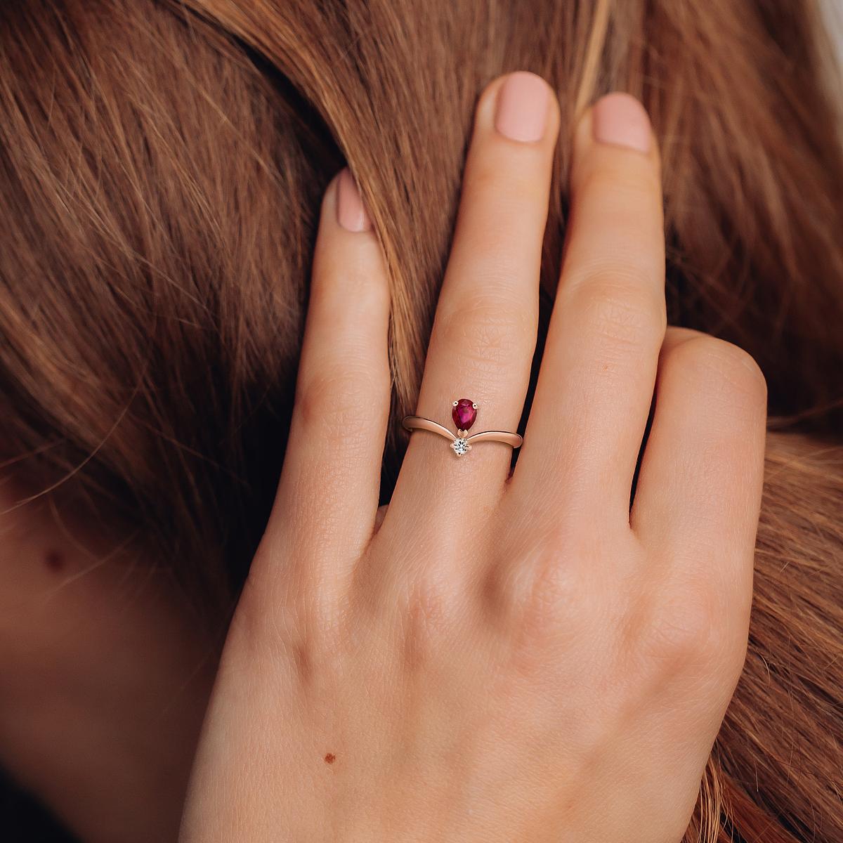 Solitaire Isadora Rubis