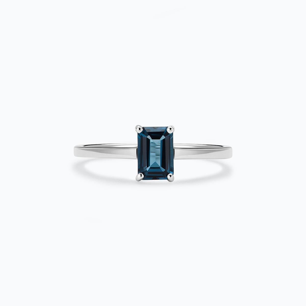 Solitaire Terry Topaze Blue London 6 x 4 mm