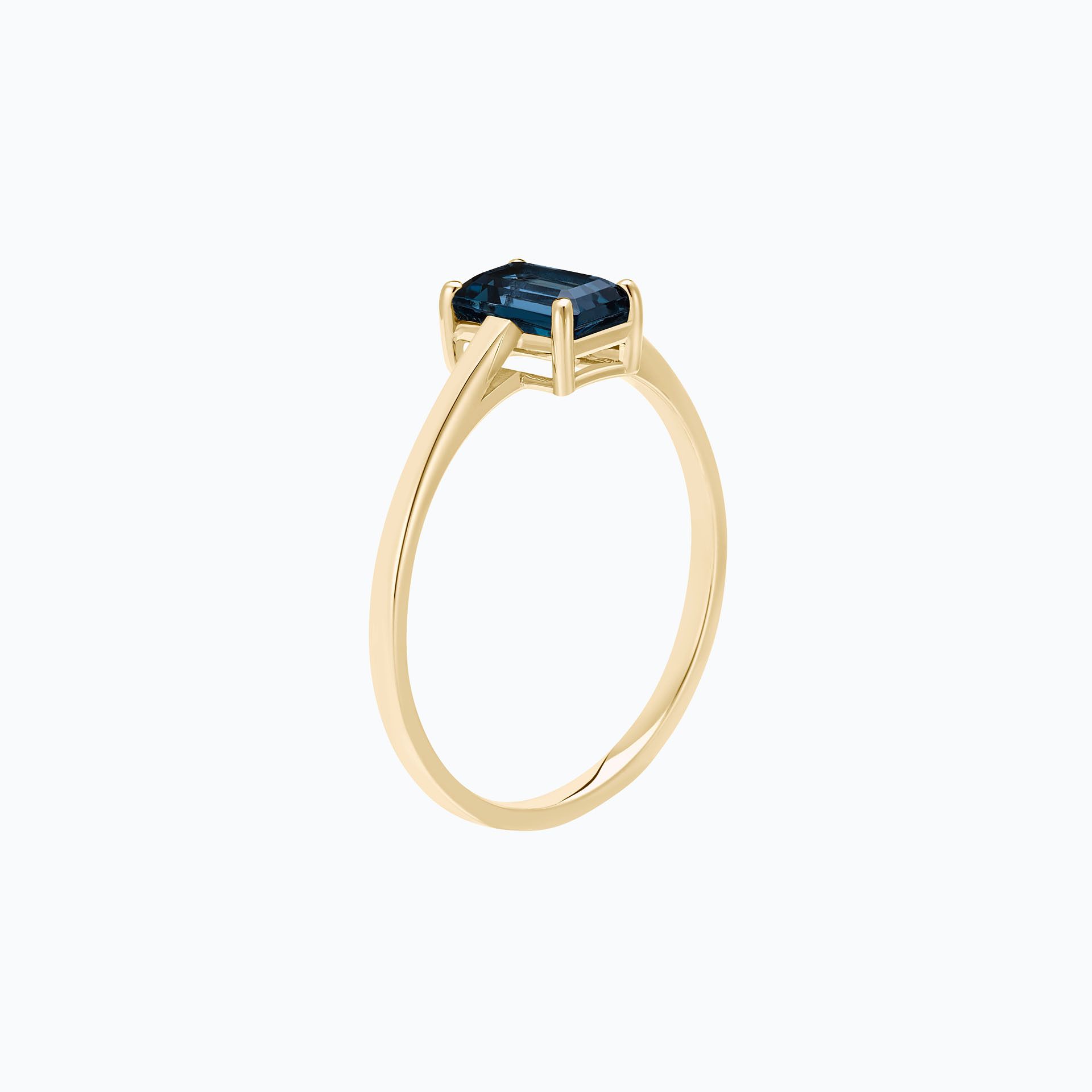 Solitaire Terry Topaze Blue London 6 x 4 mm