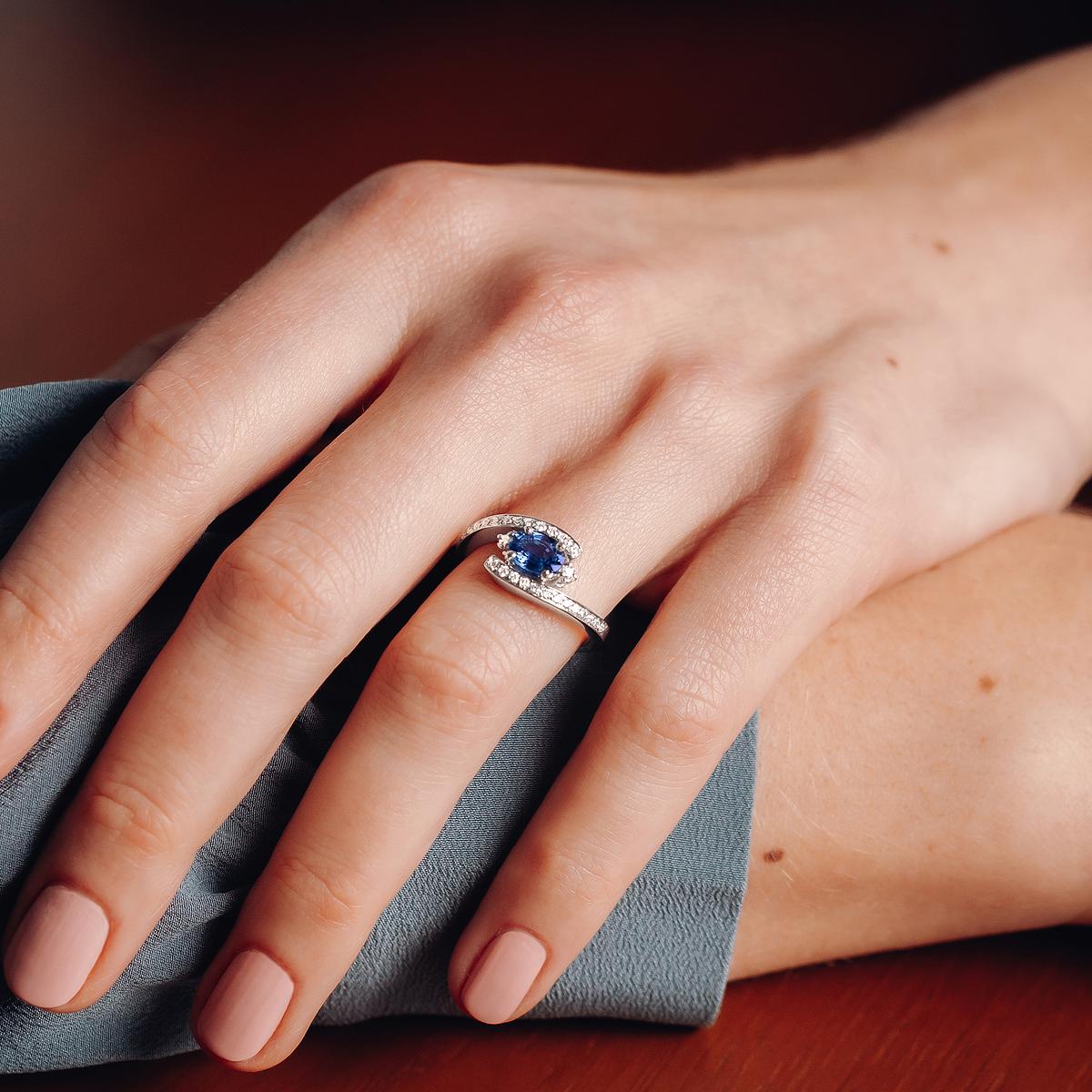 Solitaire Pavé Twist Royal Saphir