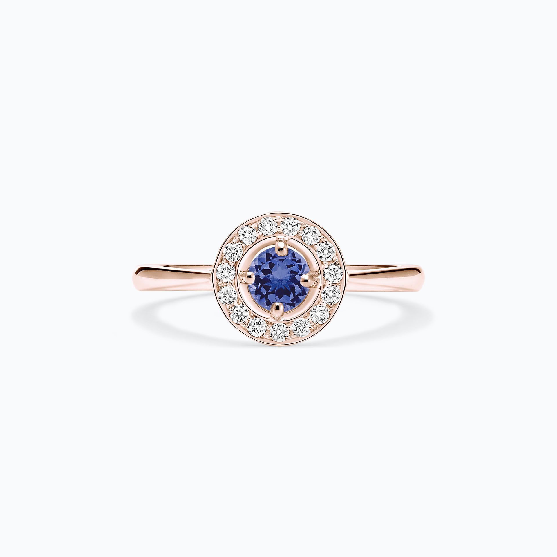 Solitaire Attraction Tanzanite
