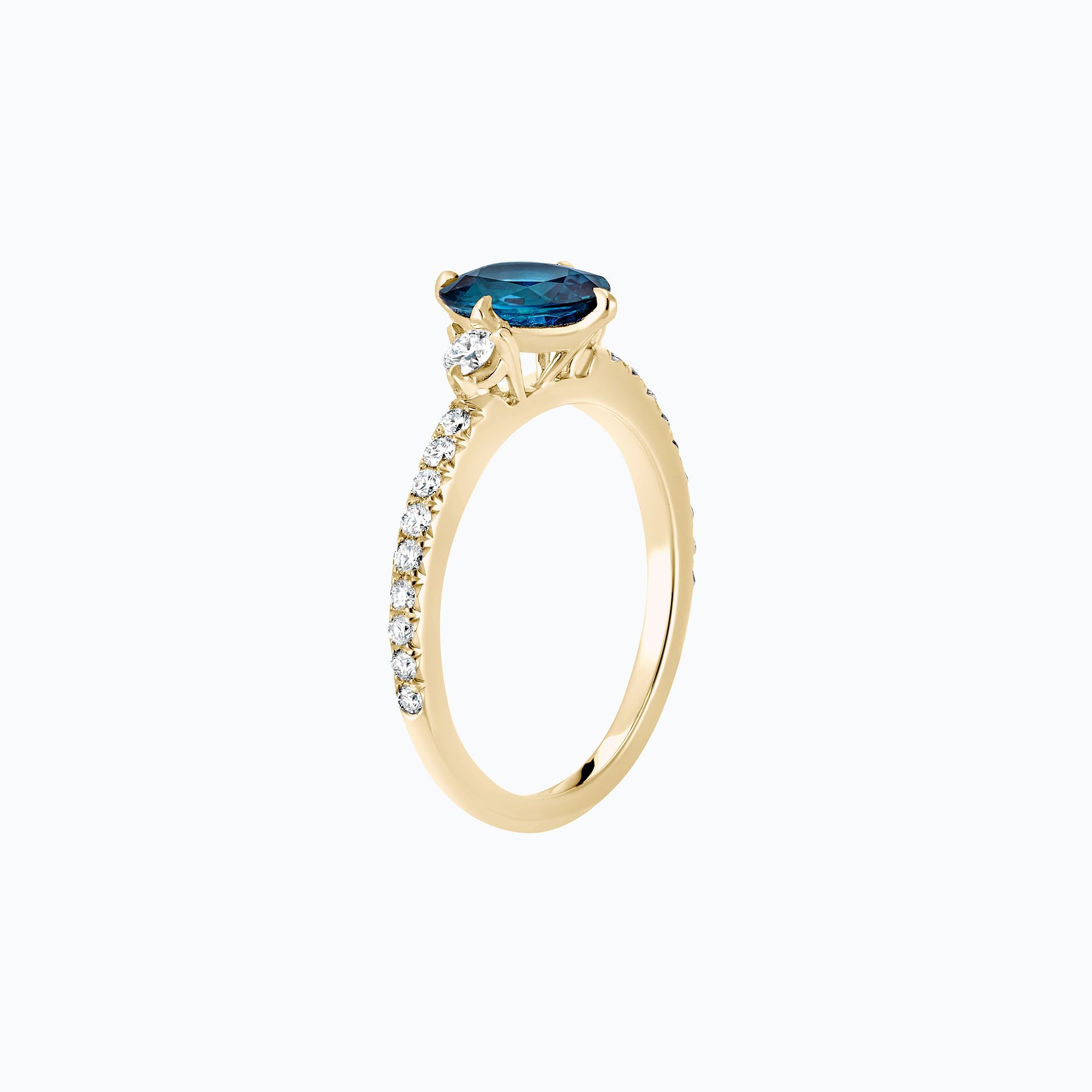 Solitaire Pavé Aïko Topaze Blue London 8 x 6 mm