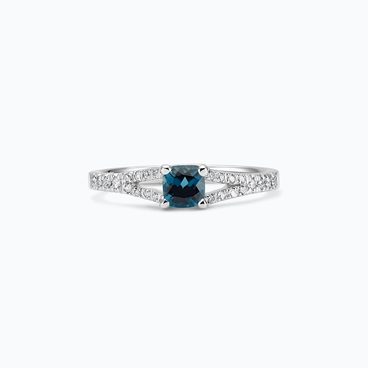 Solitaire Pavé Iris Topaze Blue London