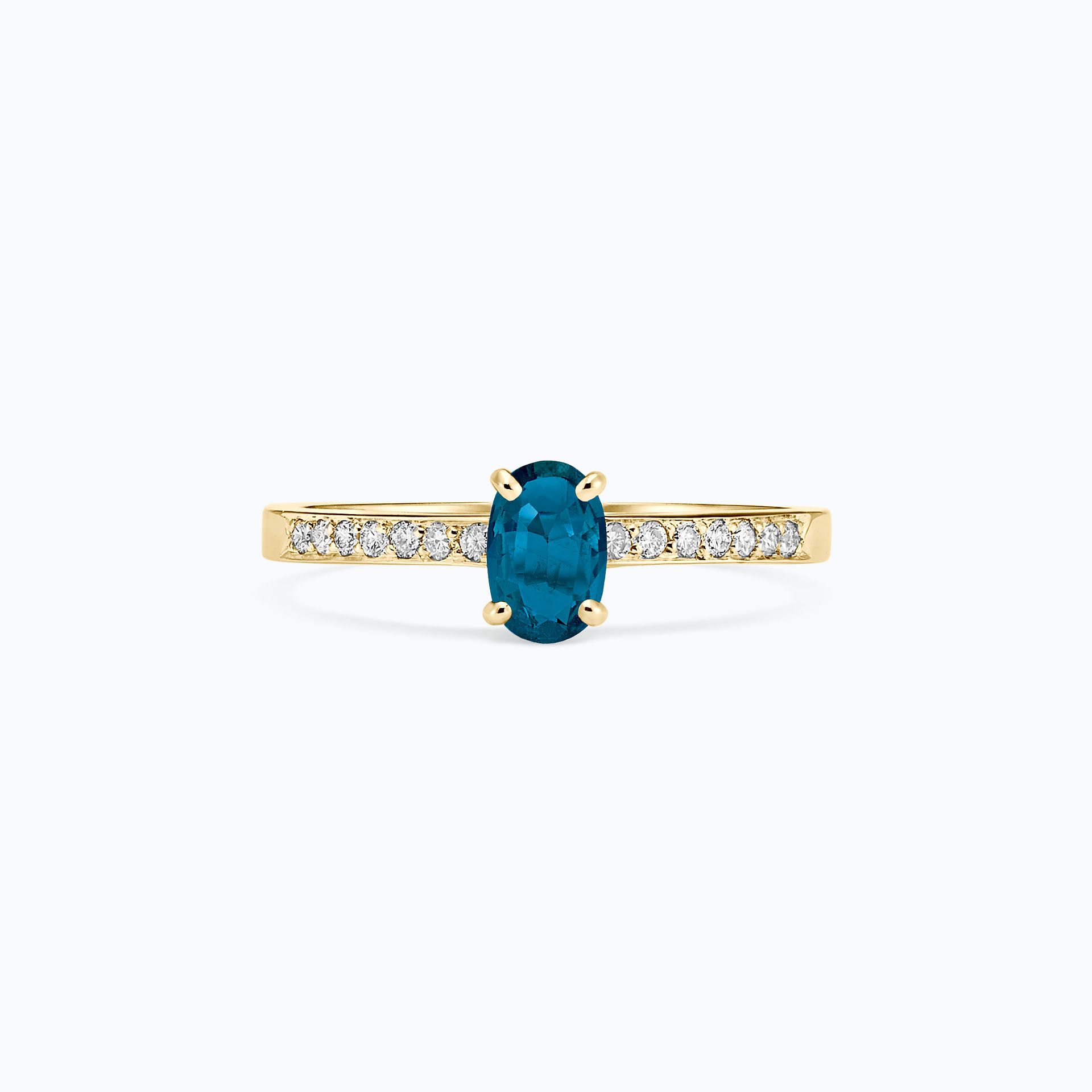 Solitaire Pavé Julia Topaze Blue London 6 x 4 mm