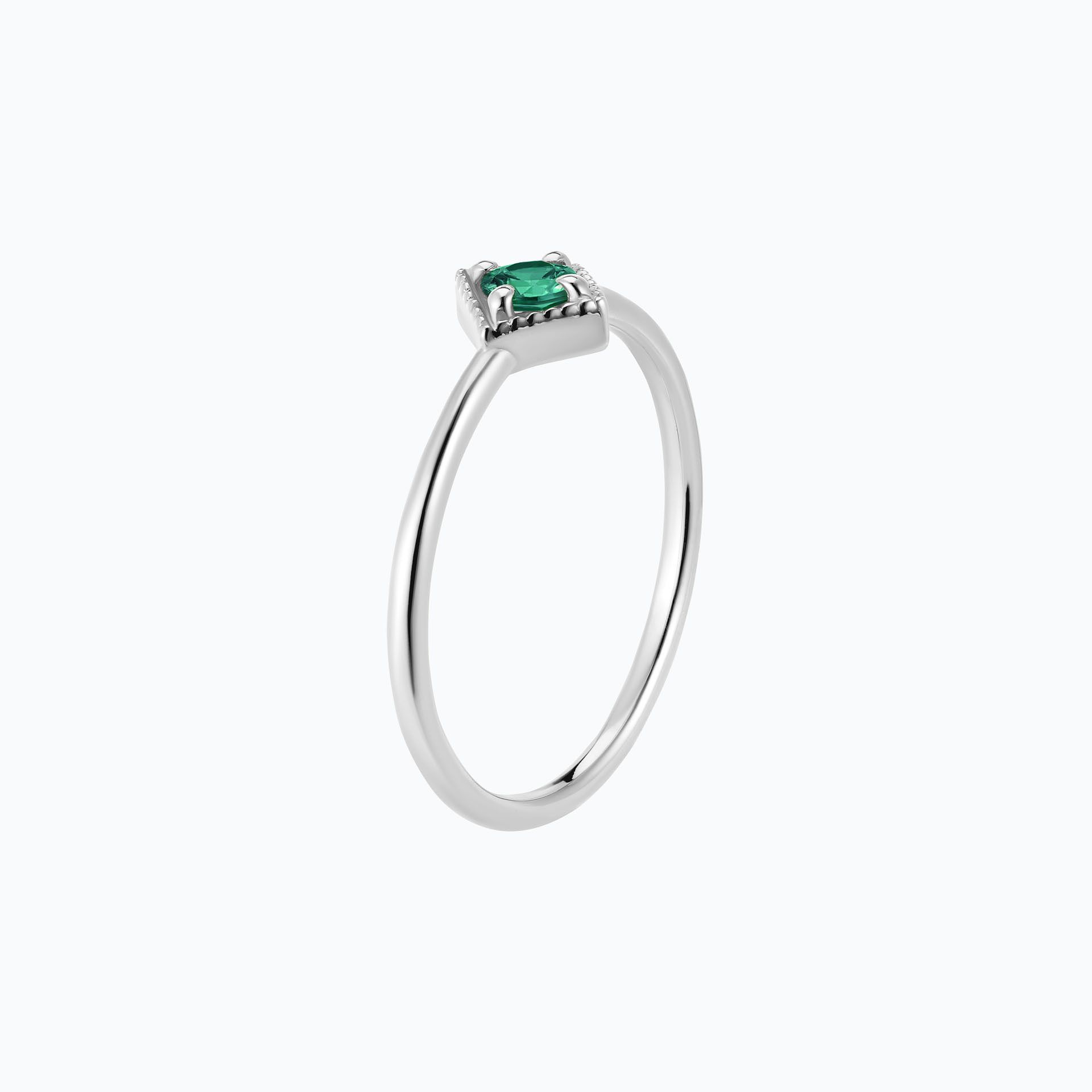 Solitaire Romy Millegrain Émeraude 3.5 mm