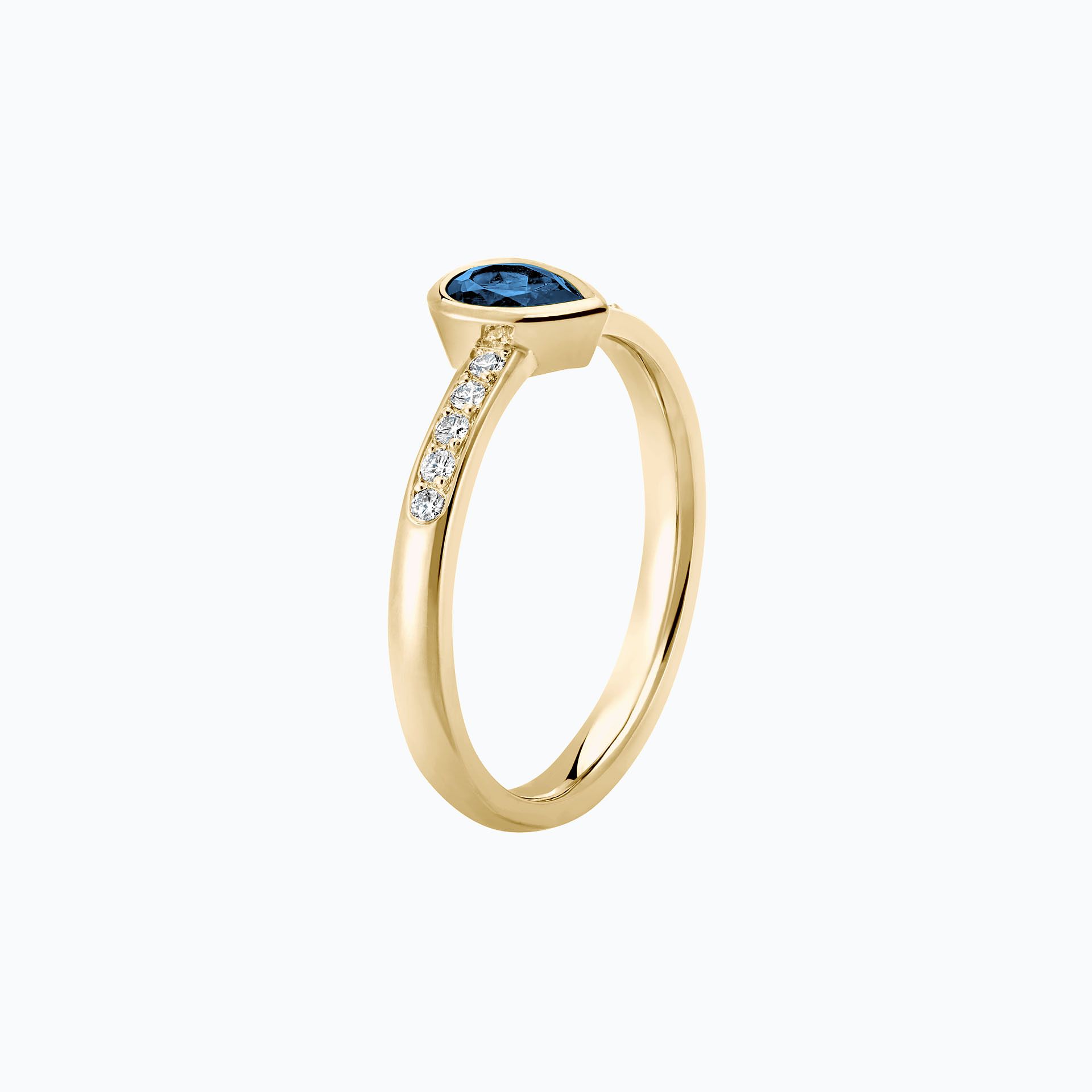Solitaire Pavé Svadha Topaze Blue London 6 x 4 mm
