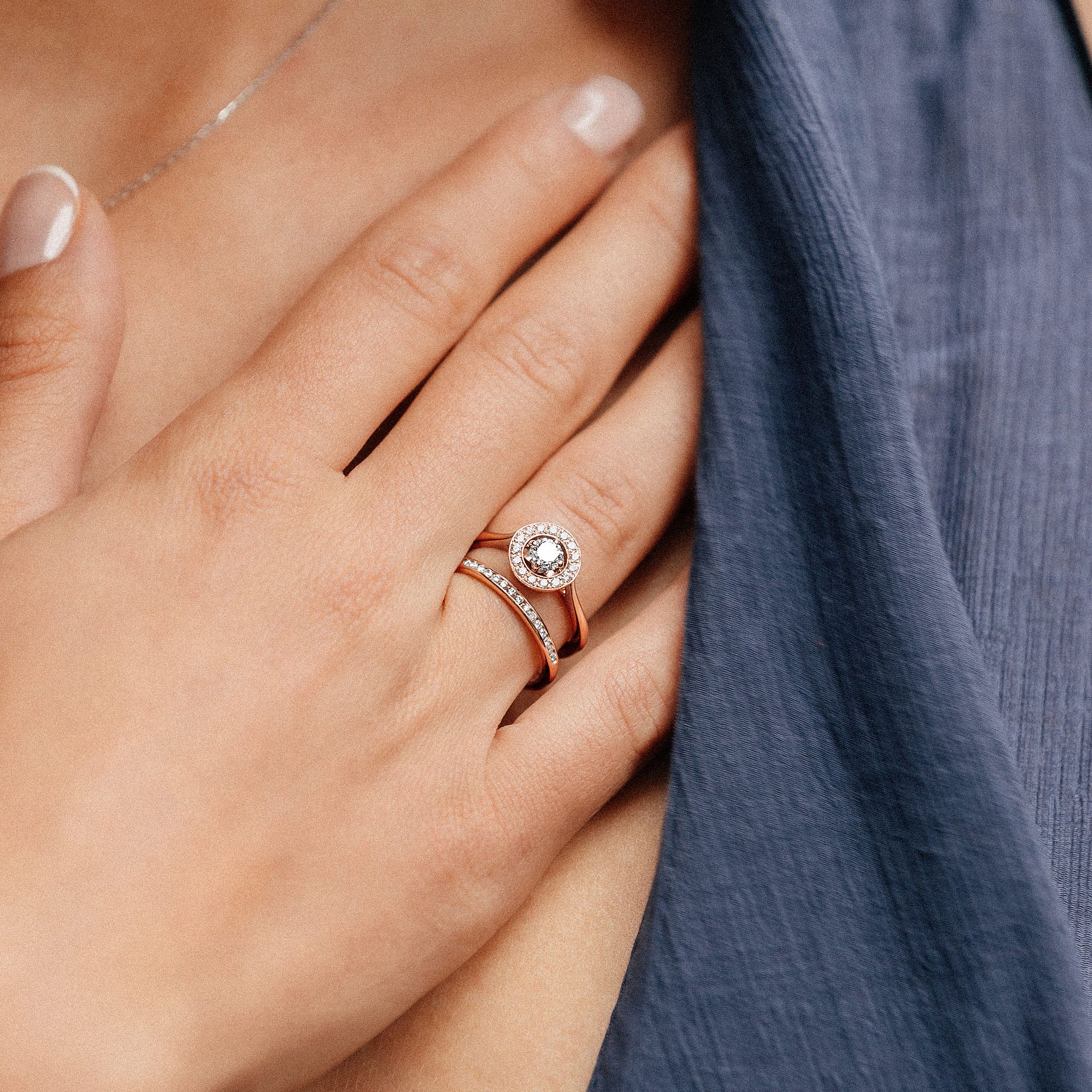 Solitaire Attraction