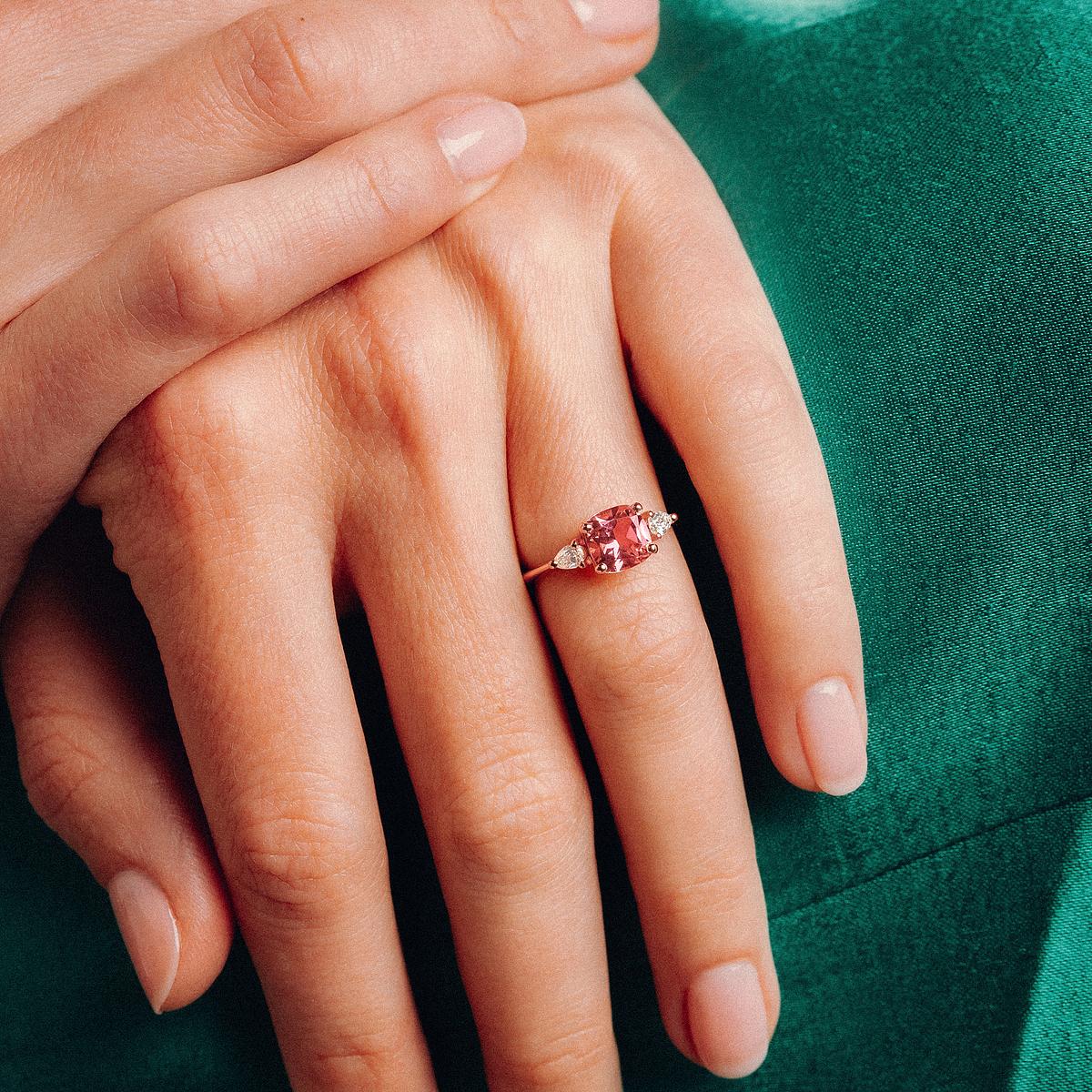 Solitaire Buckingham Tourmaline 7 x 7 mm