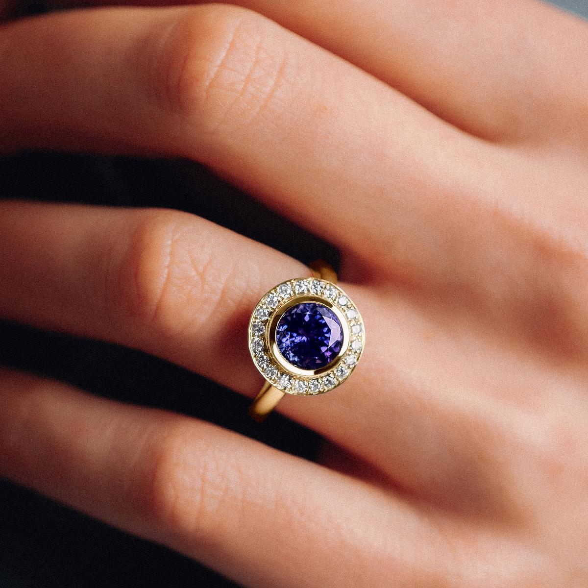 Solitaire Paris Tanzanite 8 mm
