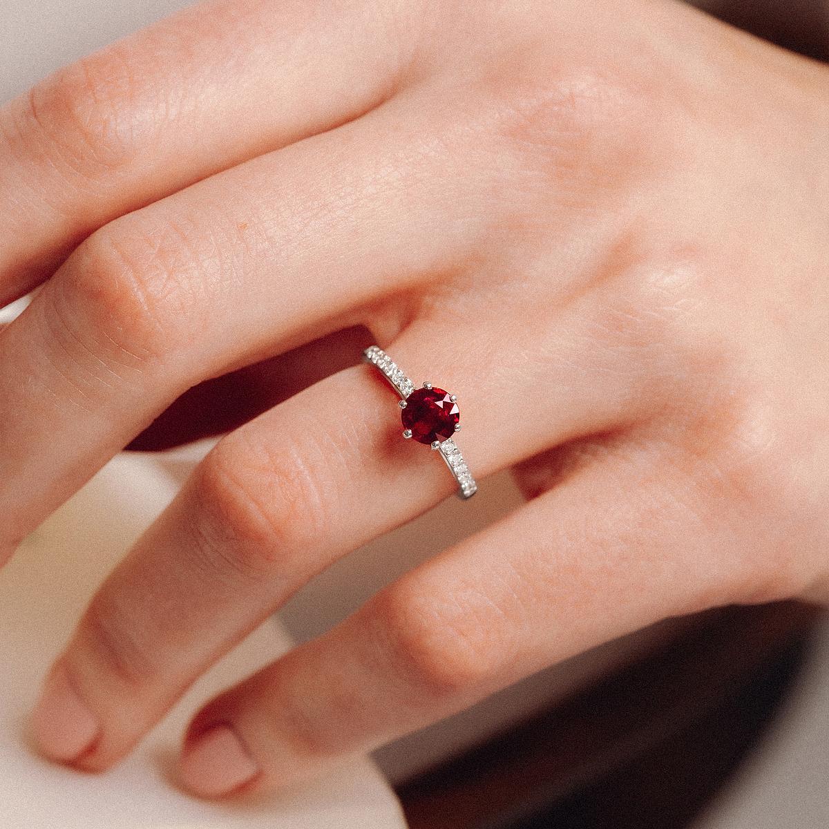 Solitaire Pavé Camille Rubis 6 mm