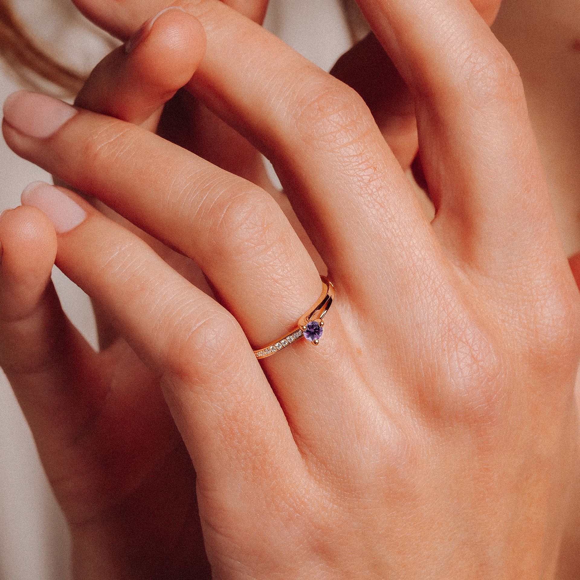 Solitaire Pavé Étoile Saphir Violet mm