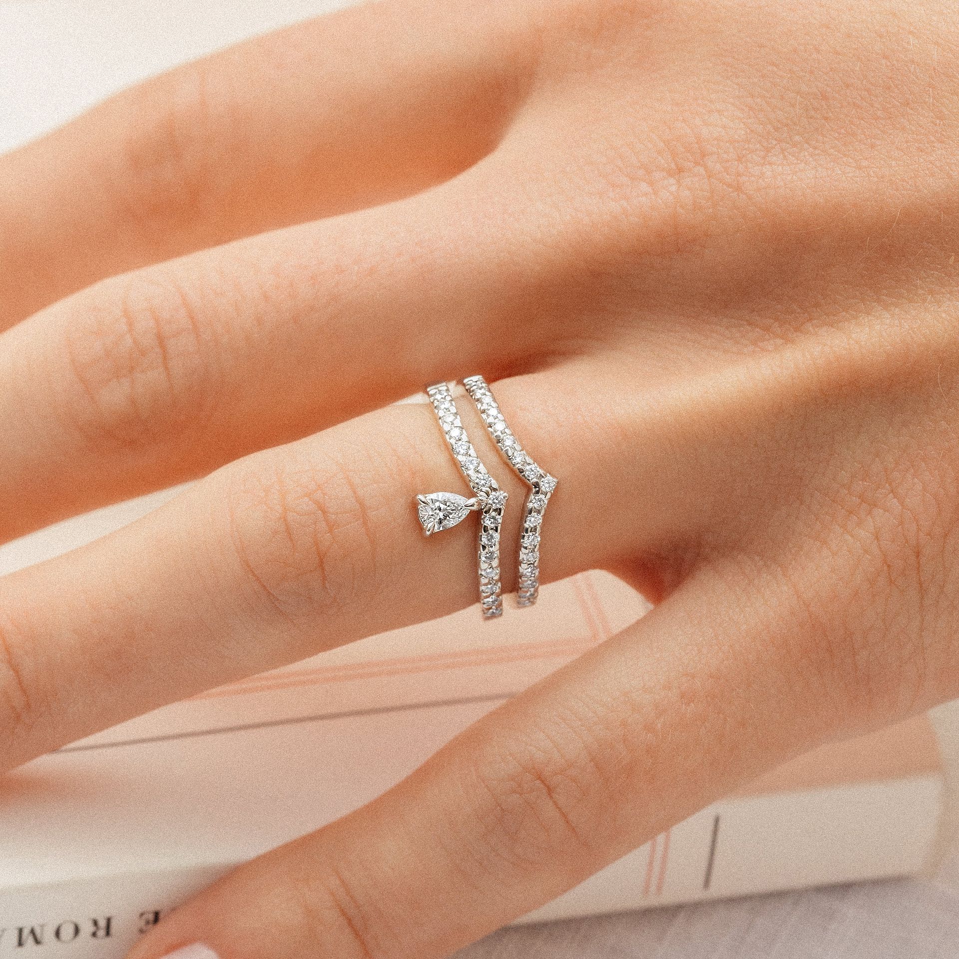 Solitaire Pavé Isla Del Luna 0.15 carat