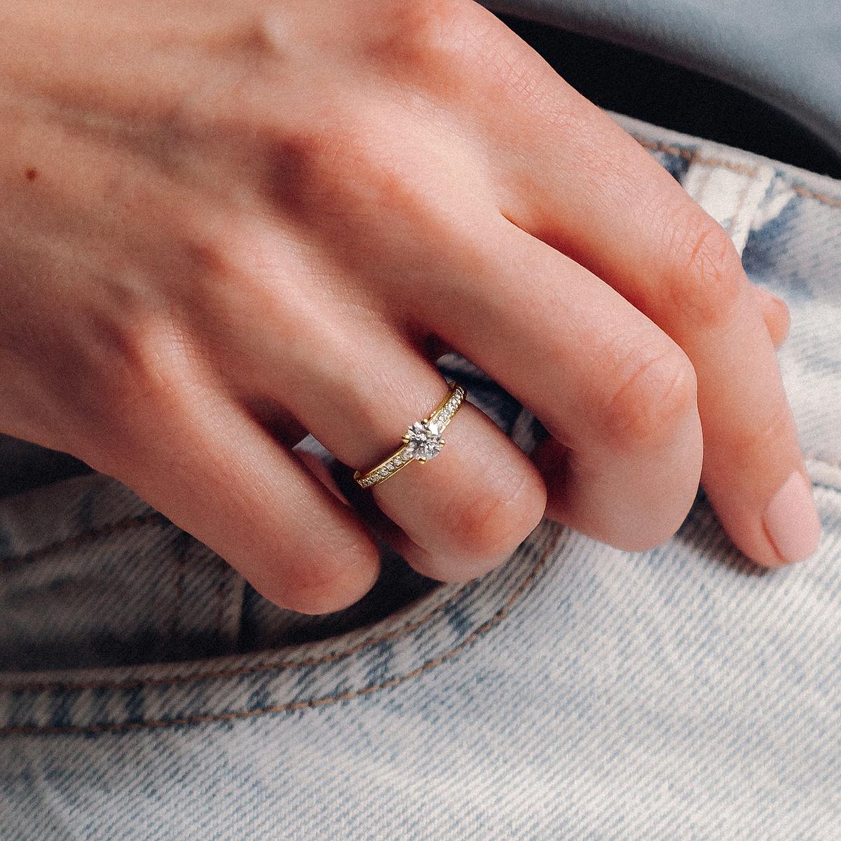 Solitaire Pavé Lagon Bleu Iconique