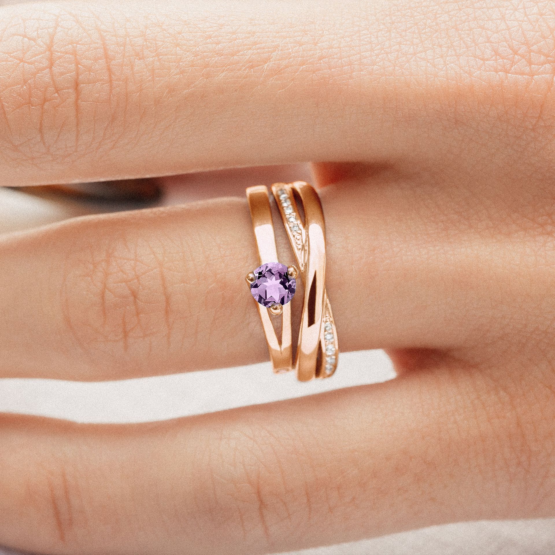 Solitaire Étoile Saphir Mauve 4.5 mm
