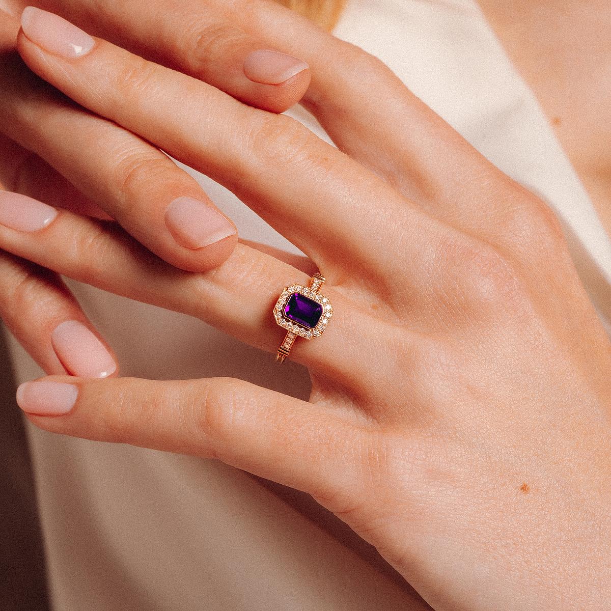 Solitaire Gabrielle Améthyste