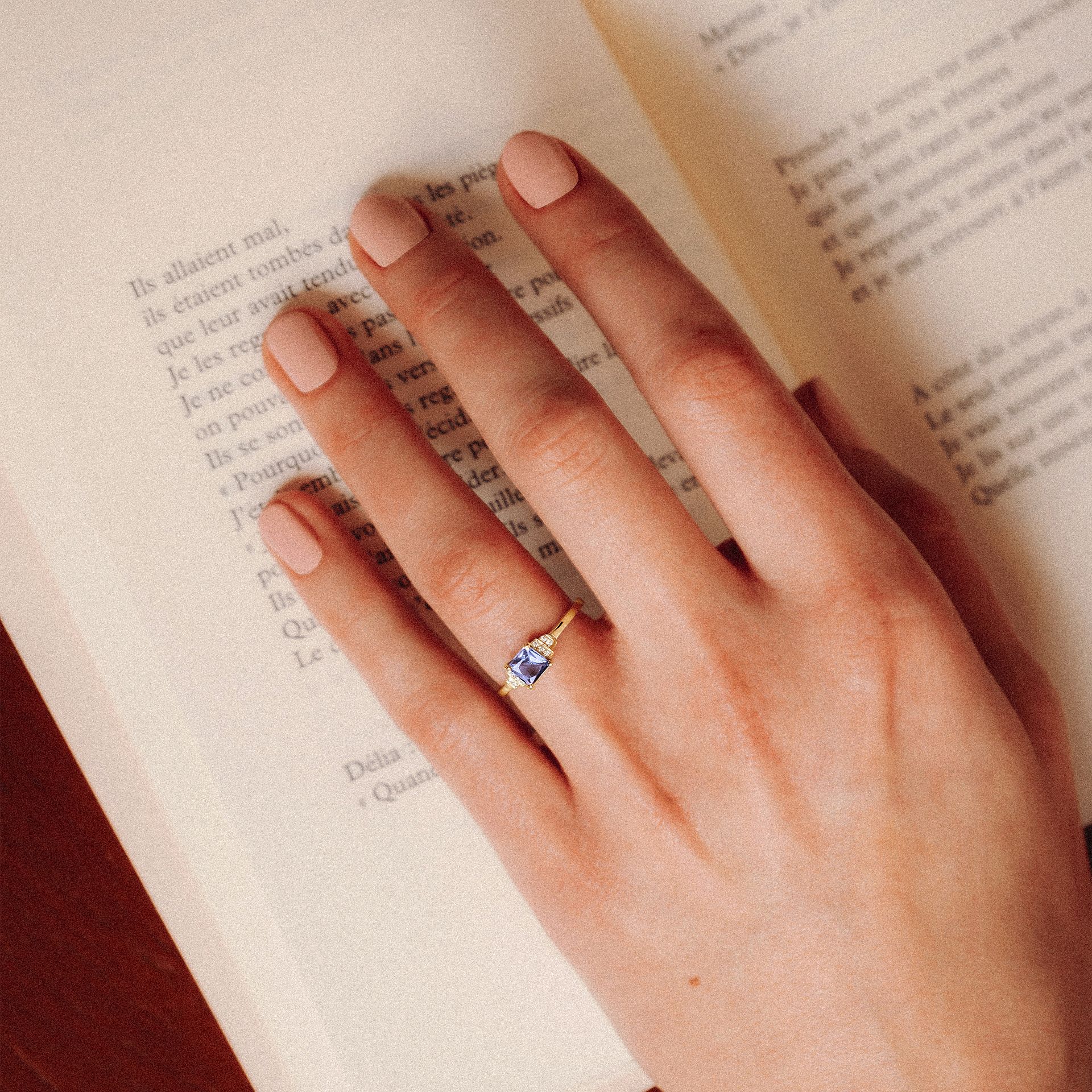 Solitaire Shirley Tanzanite 5 x 5 mm