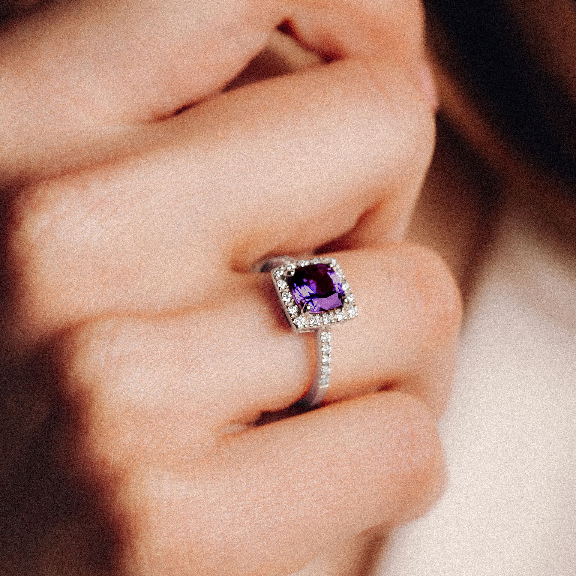 Solitaire Pavé Lys Améthyste