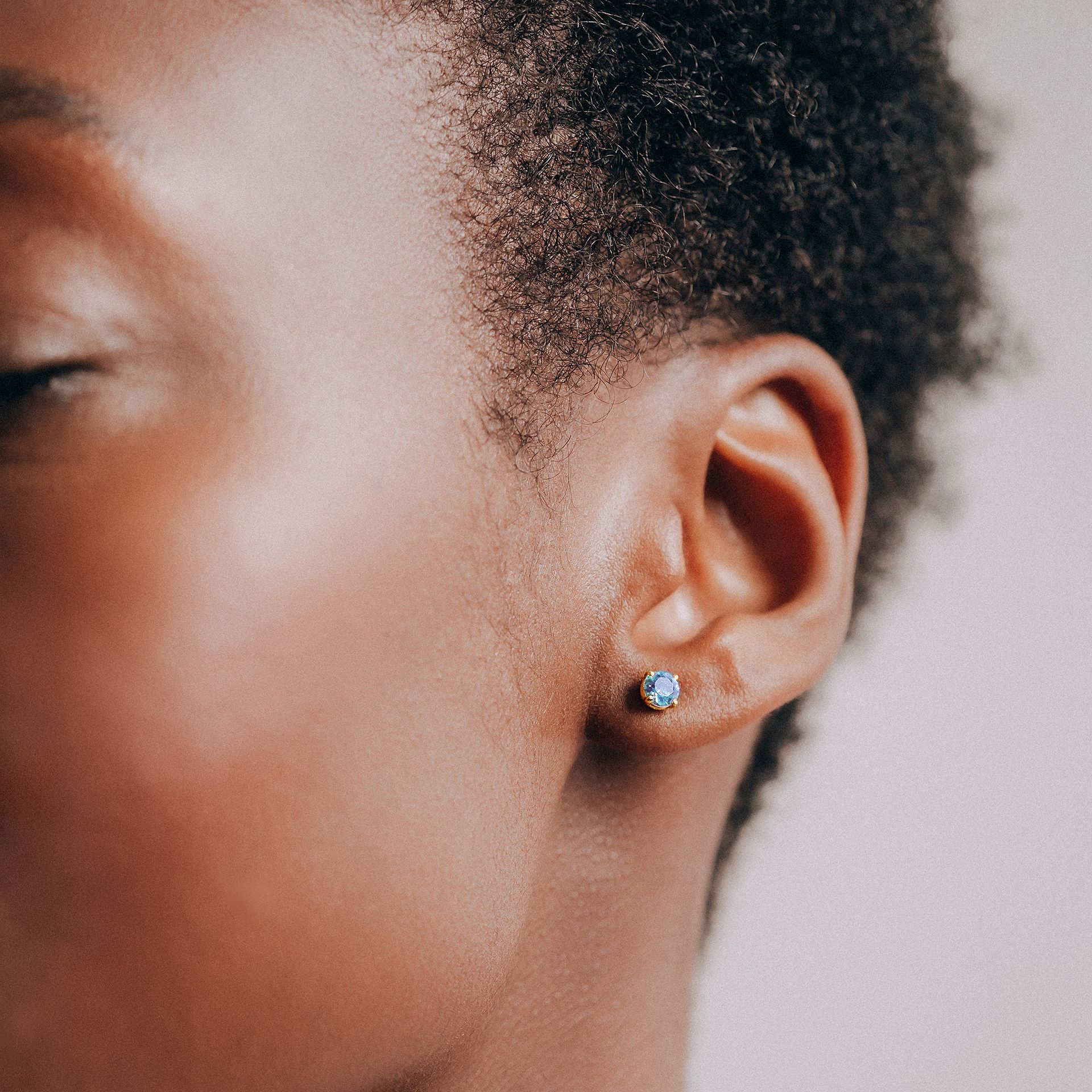 Boucles Alva Aigue-Marine 4.5 mm