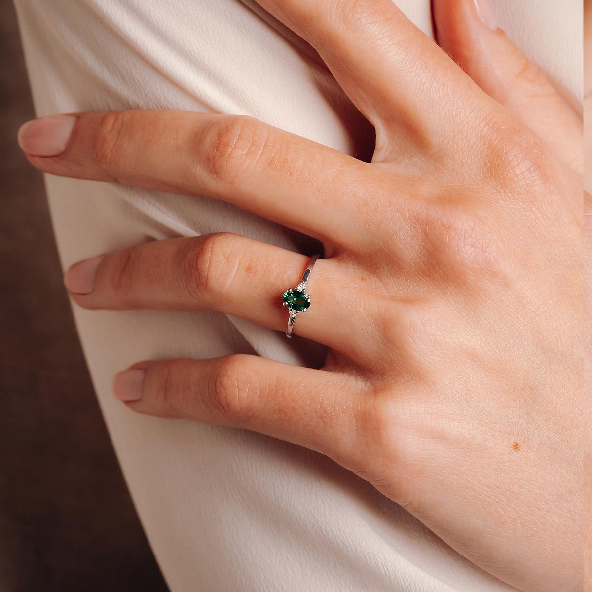 Solitaire Elisabeth Tsavorite 6 x 4 mm