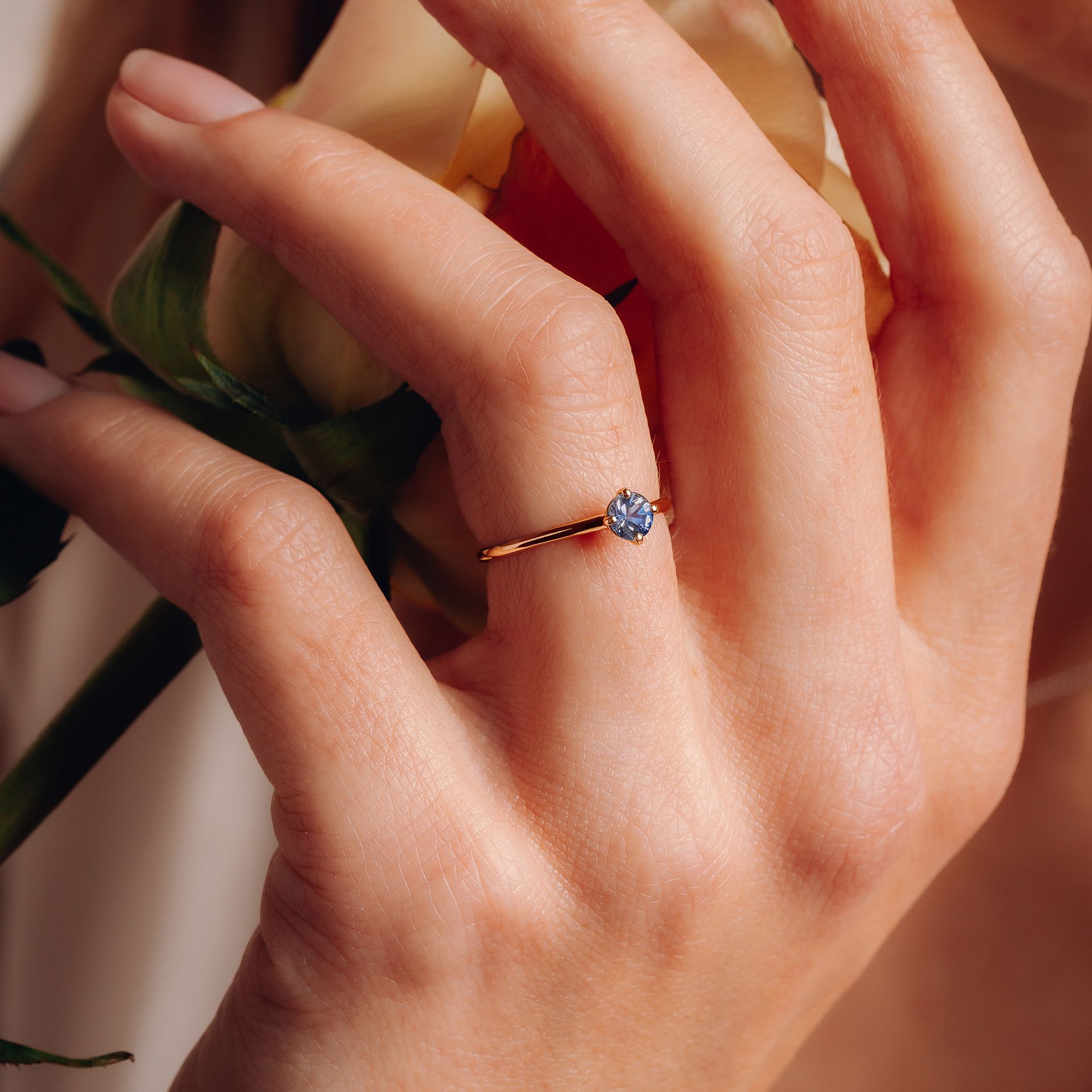 Solitaire Alva Saphir Bleu Tendre 4.5 mm
